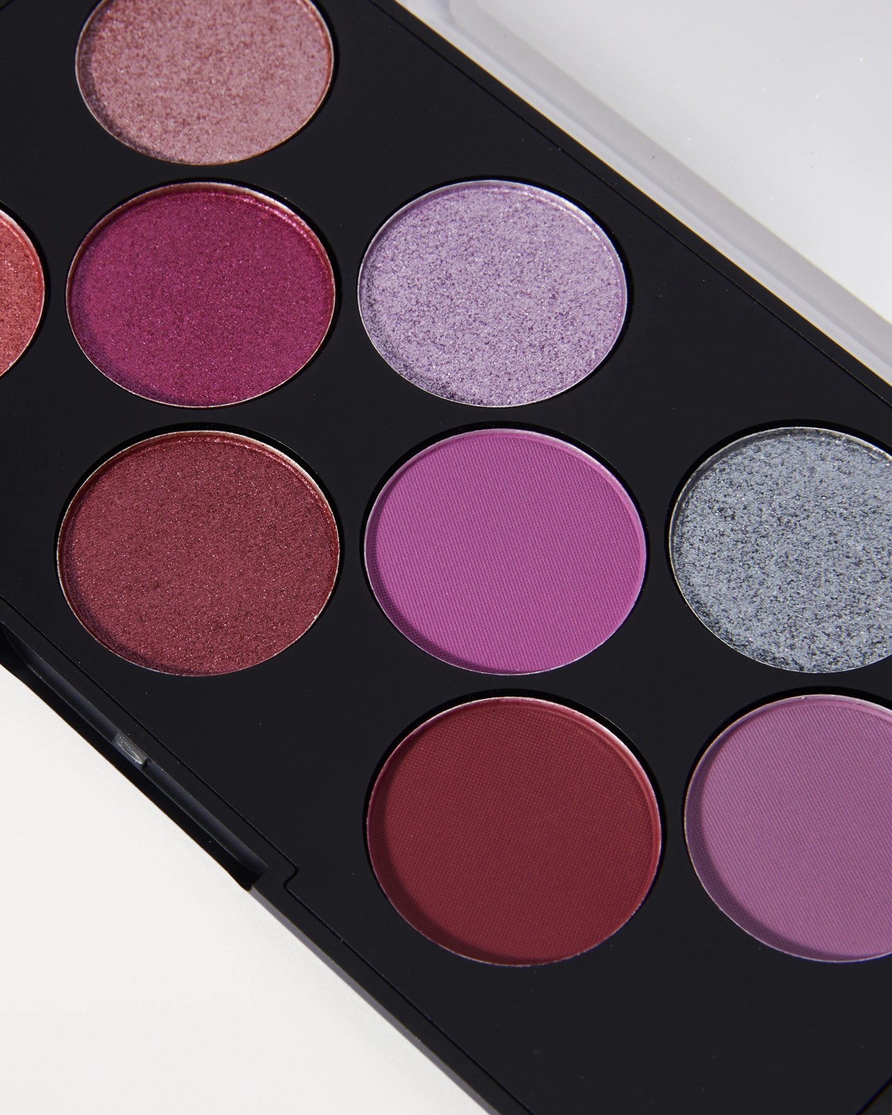 OXX Beauty 9 Shades Eyeshadow Palette - Plum Seduction 4 of 5