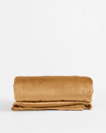 Lacy Velvet Comforter