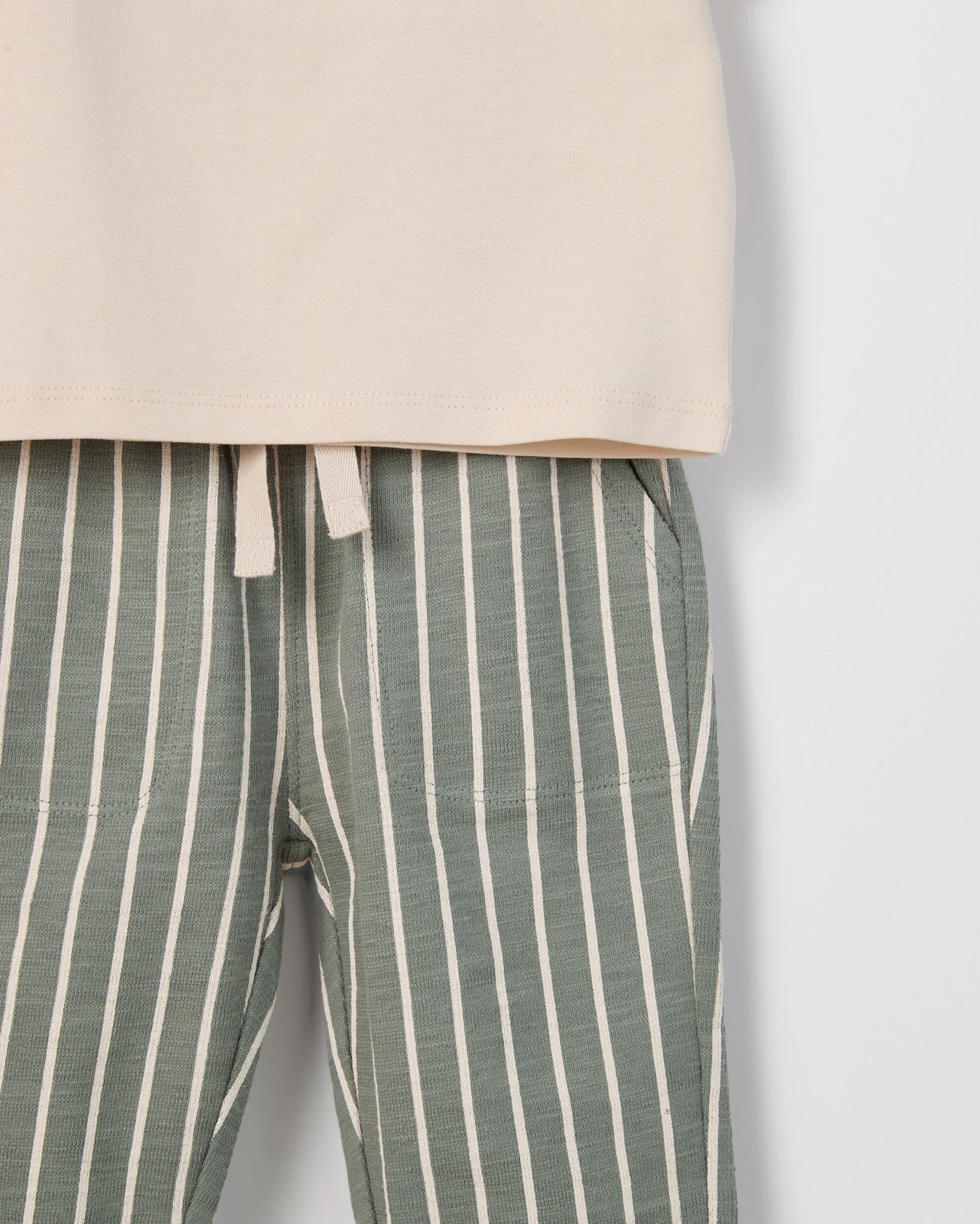 355_71898360_5+355T7189