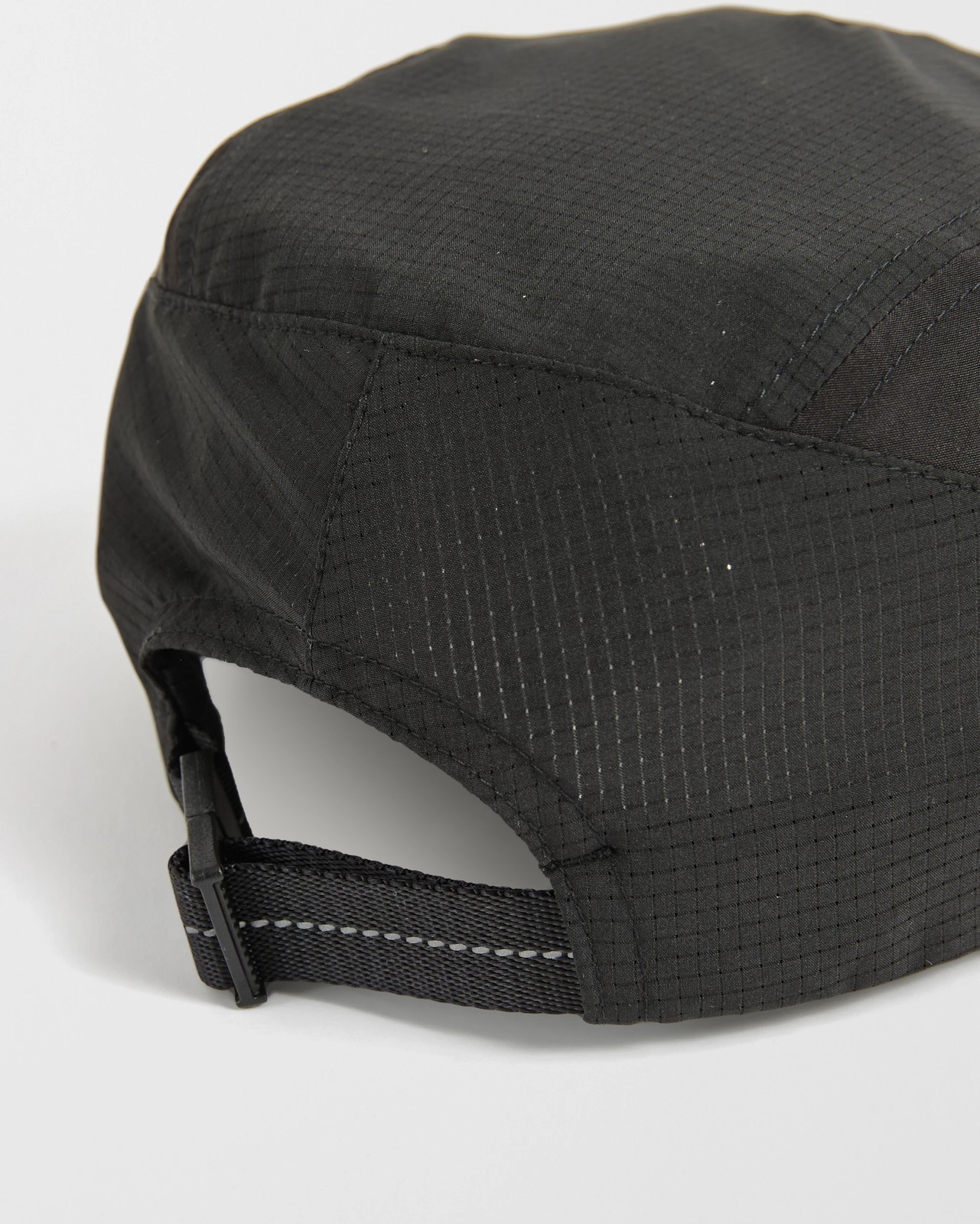 Active Panelled Cap 2 of 3