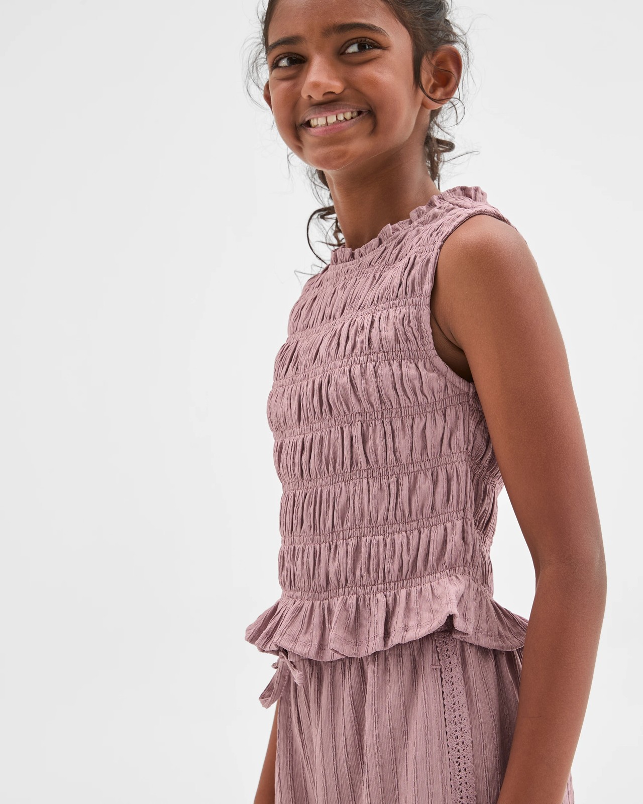 320_71836928_4+320T7183