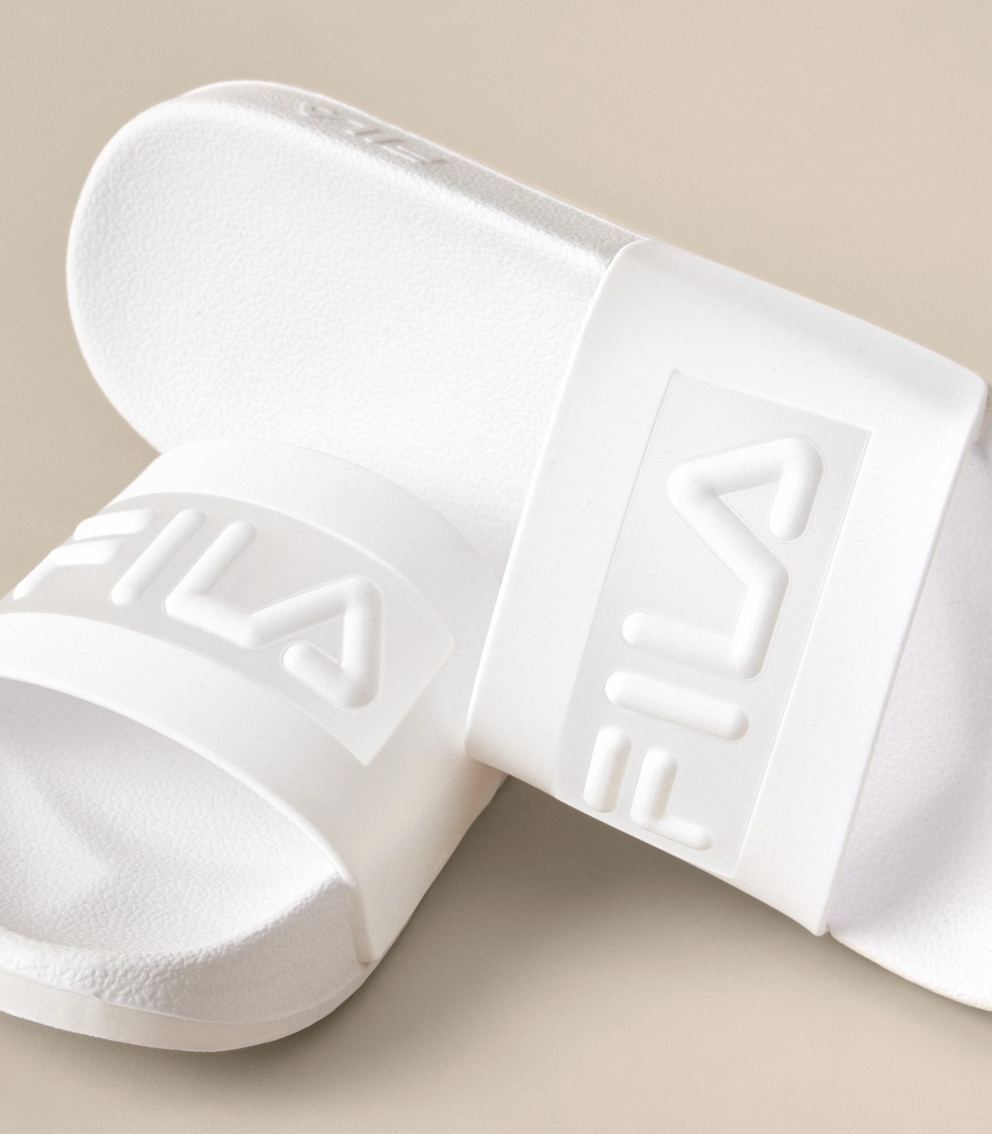 Fila hot sale platform slides