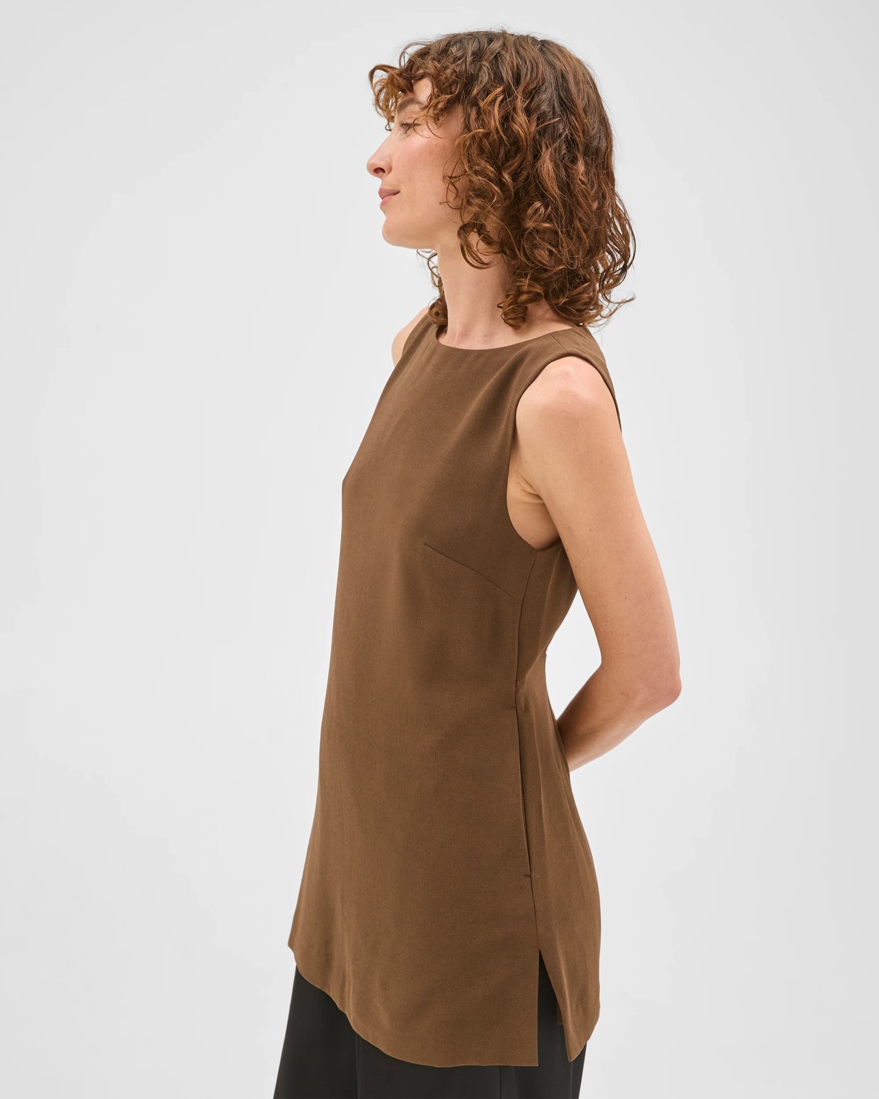 Preview Sleeveless Crepe Tailoring Longline Tunic Top - Fall leaf 5 of 6