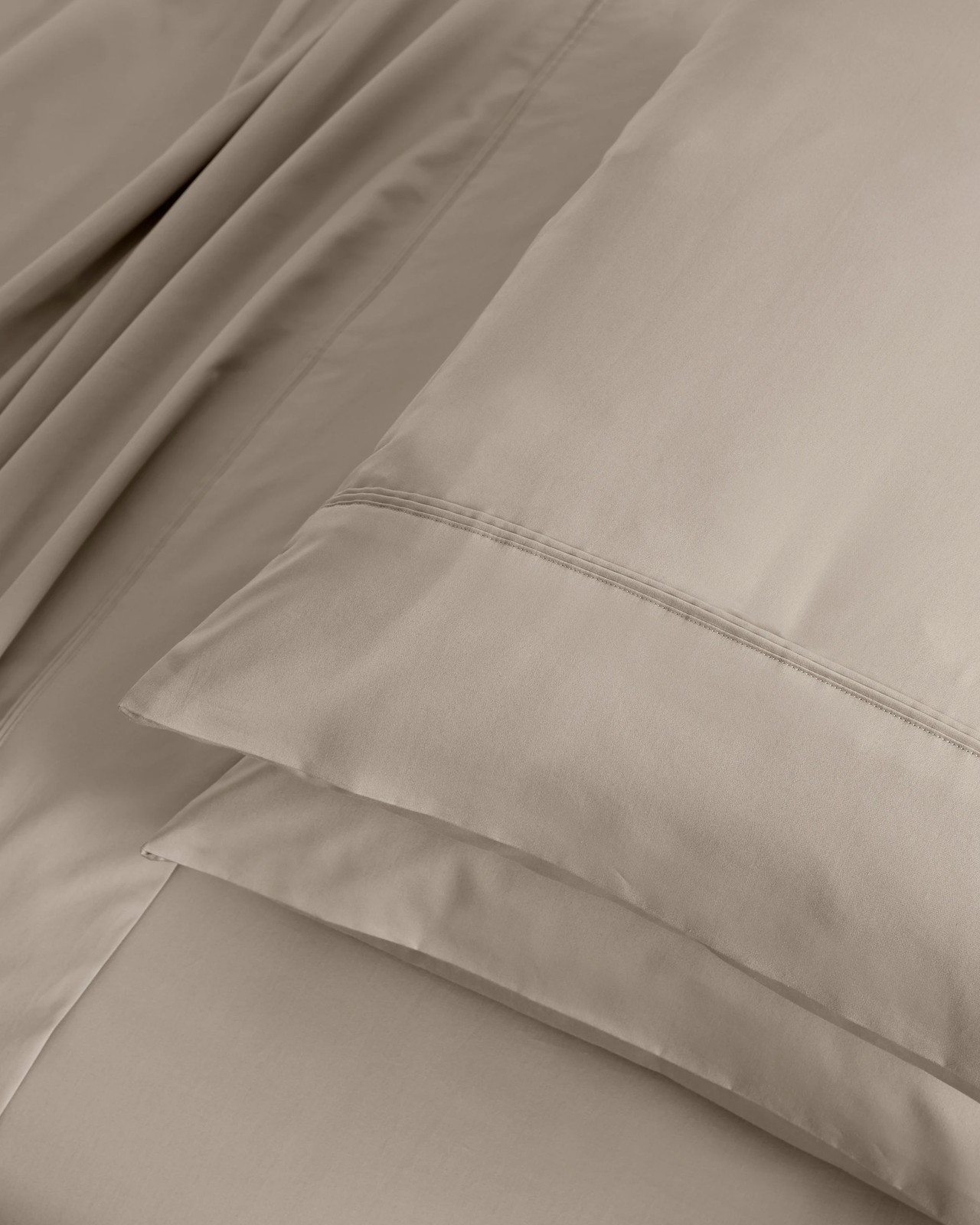 1000 Thread Count Cotton Sateen Sheet Set 2 of 3
