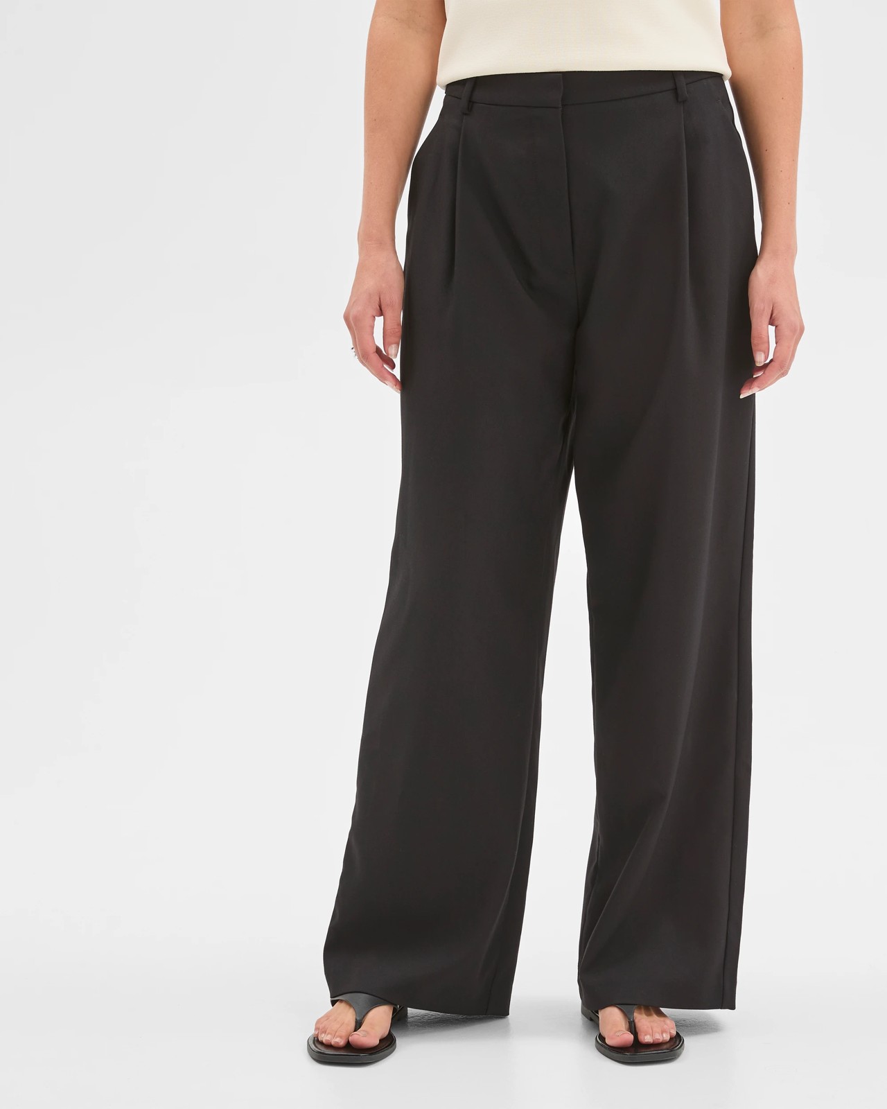 Preview Classic Pleat Front Wide Leg Pants - Black 4 of 5