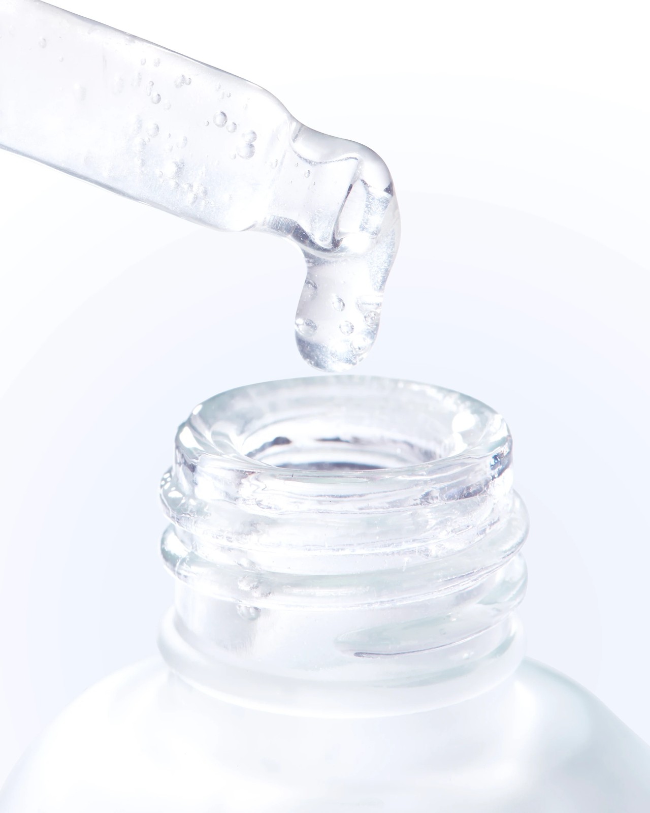 Glow Hub the Scar Slayer Facial Serum 30ml - Vitamin C and Tranexamic Acid 4 of 5