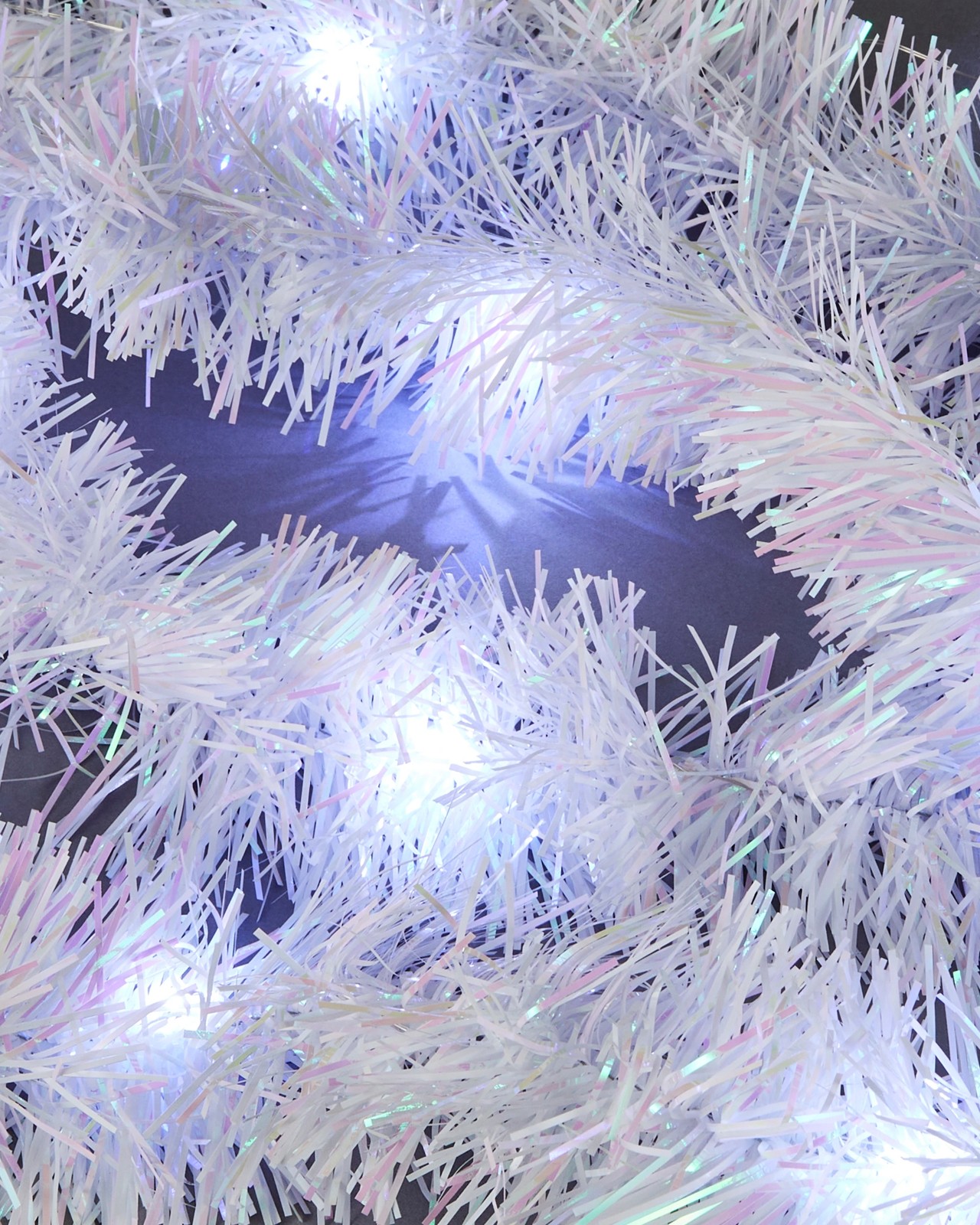 Anko 5m Light Up Iridescent Christmas Tinsel 2 of 5