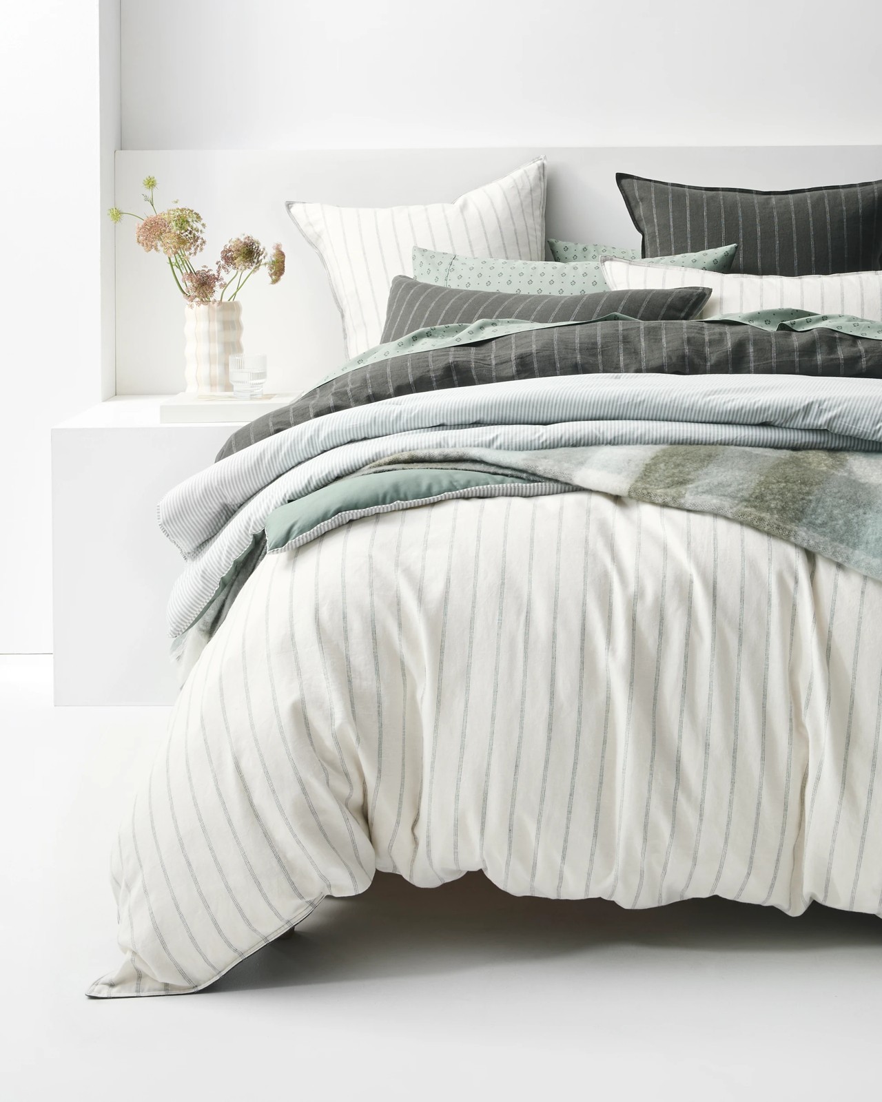 Adelle Stripe Linen/Cotton Quilt Cover Set - Moss 5 of 6