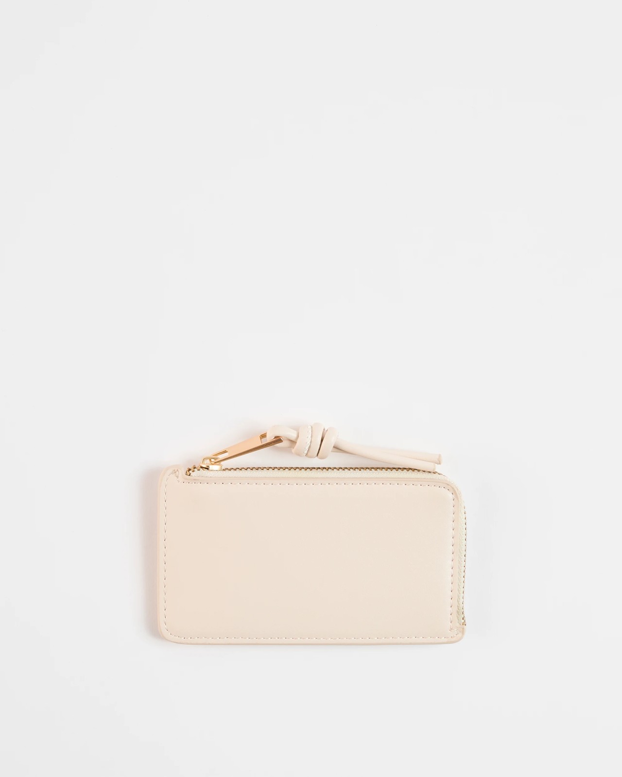 160_71649047_2+160T7164