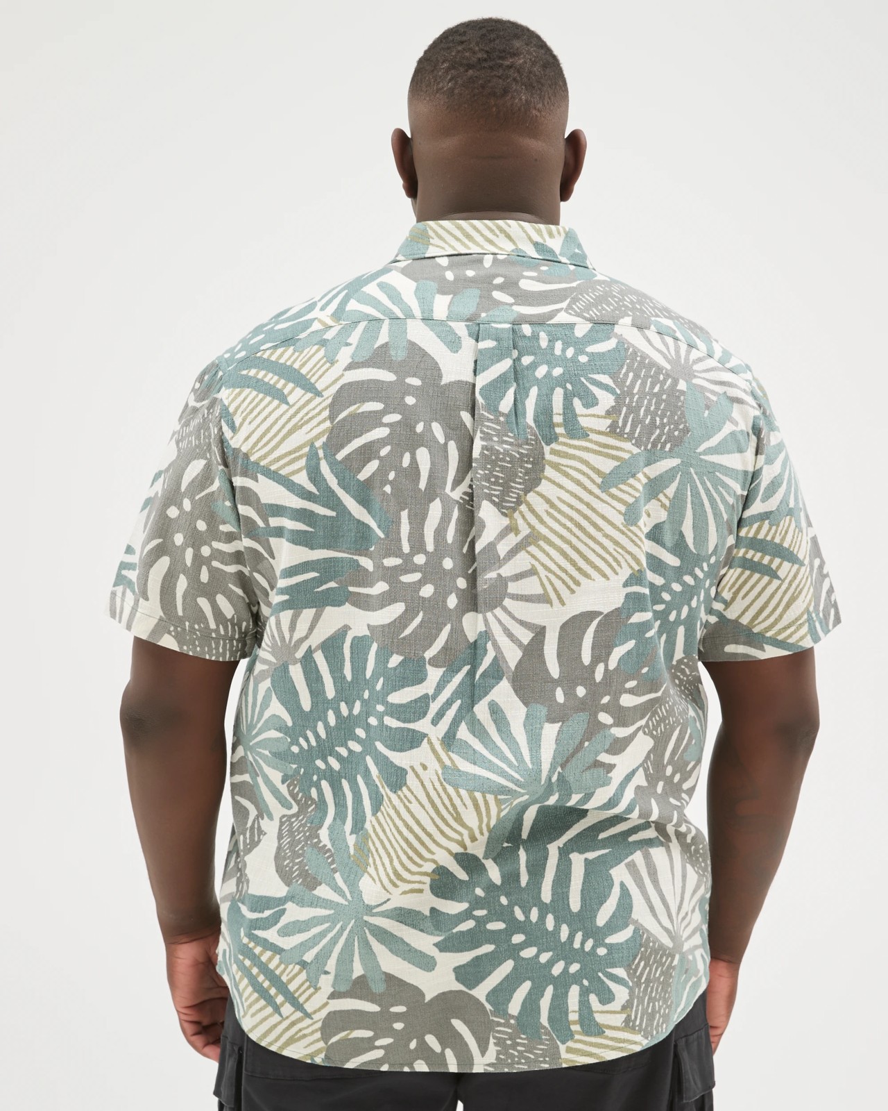 Plus Size Australian Cotton Short Sleeve Floral Shirt 6 of 6