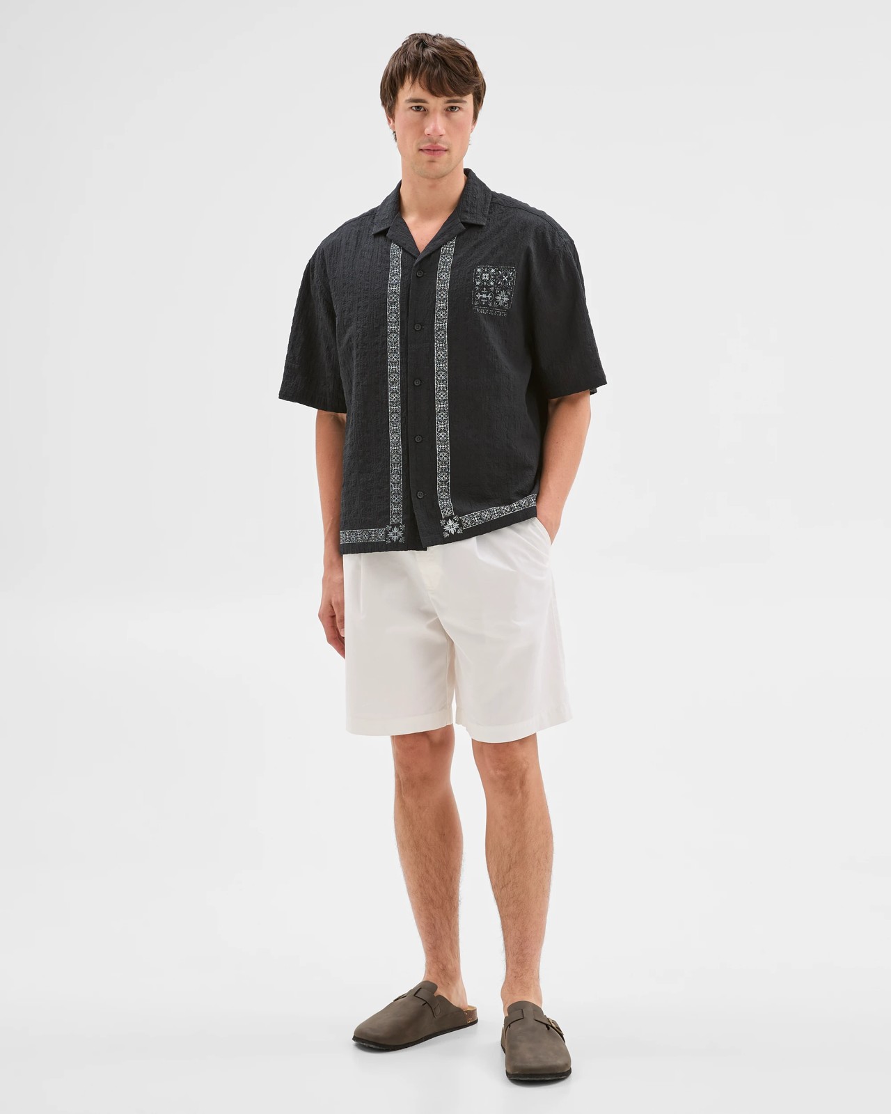 465_71823829_2+465T7182