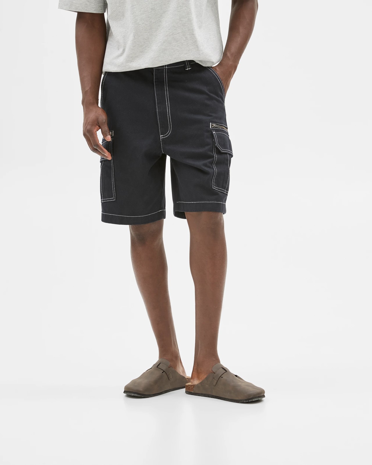 465_71476421_6+465T7147