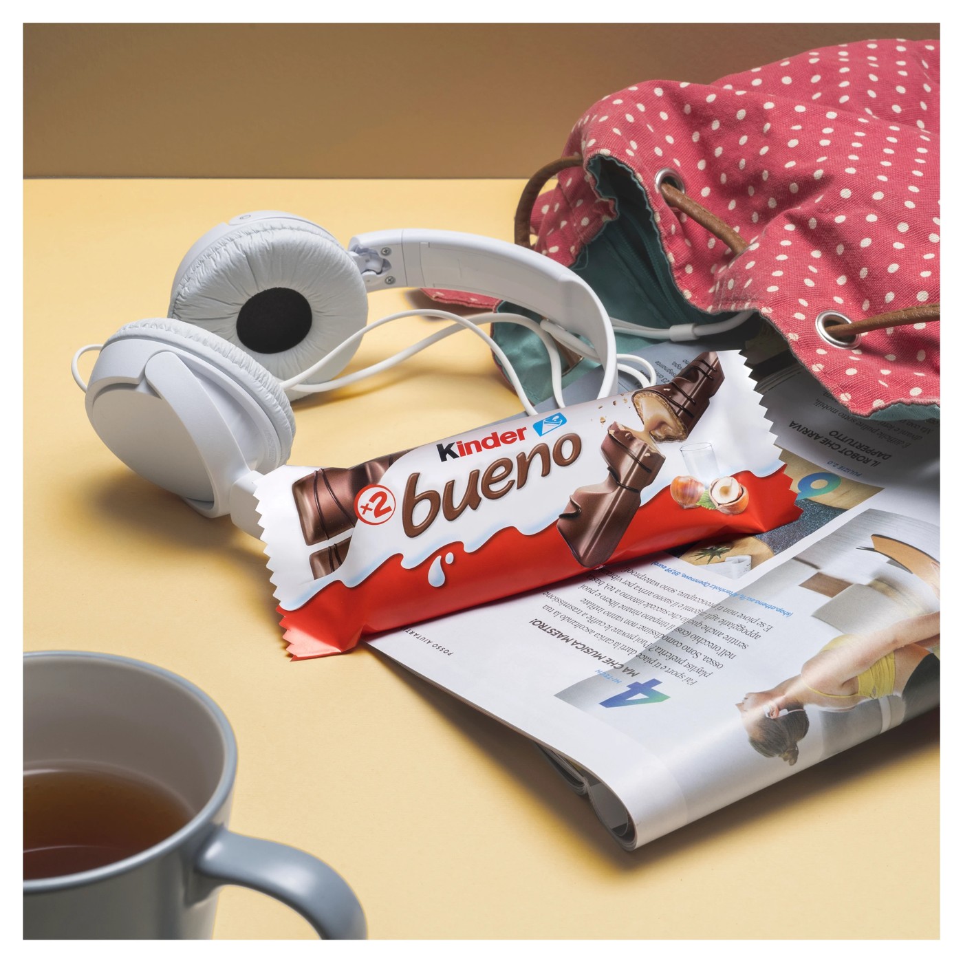 Kinder Bueno Bar - 43g 4 of 5