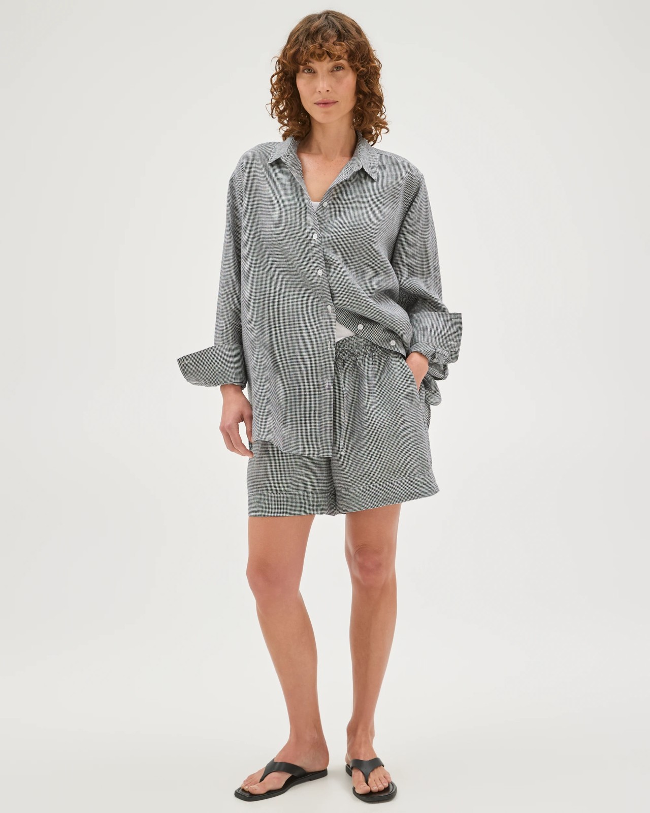 European Linen Pull On Shorts - Micro Gingham 2 of 6