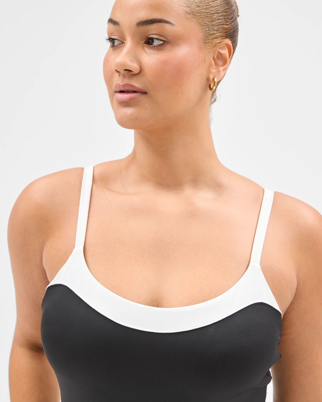 Resort Two Tone Sculpting One Piece Swimsuit 4 of 5
