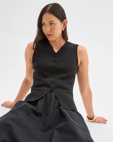 Preview Sleeveless Crepe Knit Vest