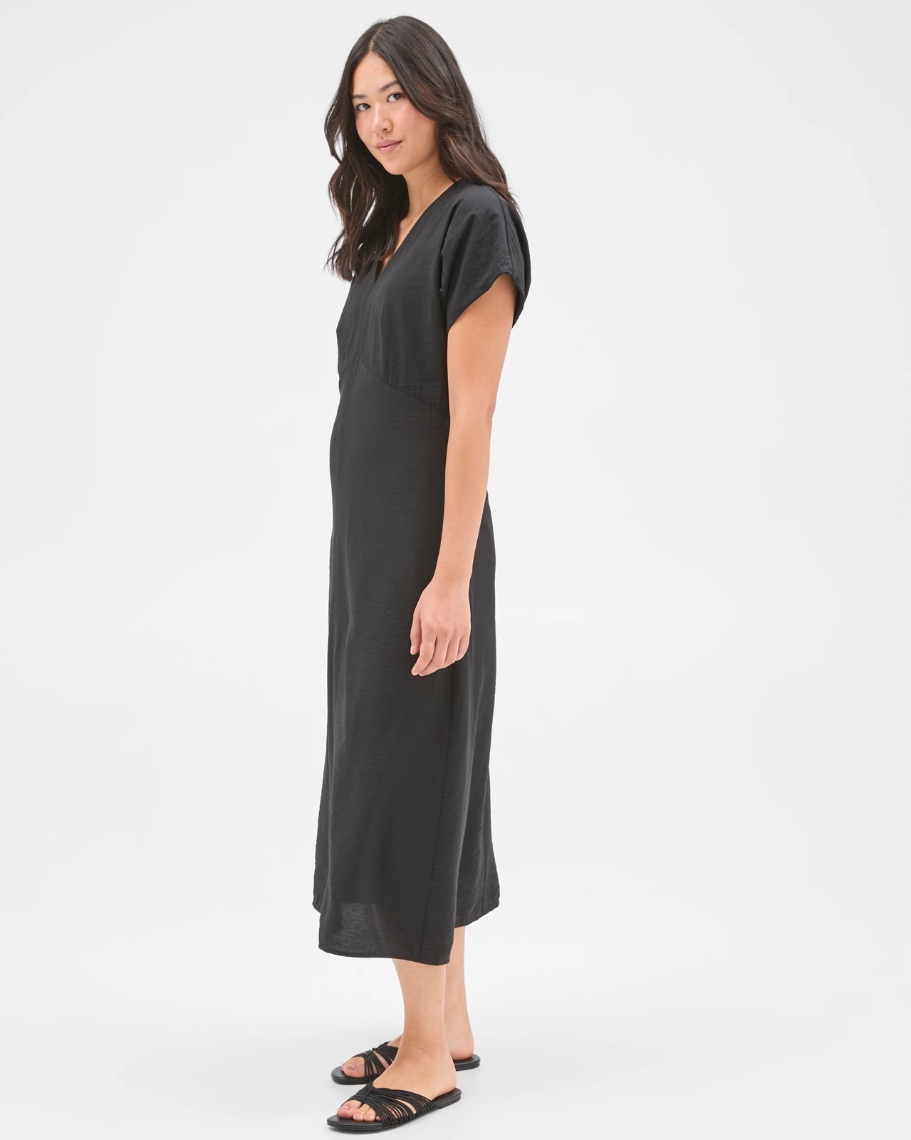 Preview Wendy Seam Detail Midi Dress - Black 2 of 5