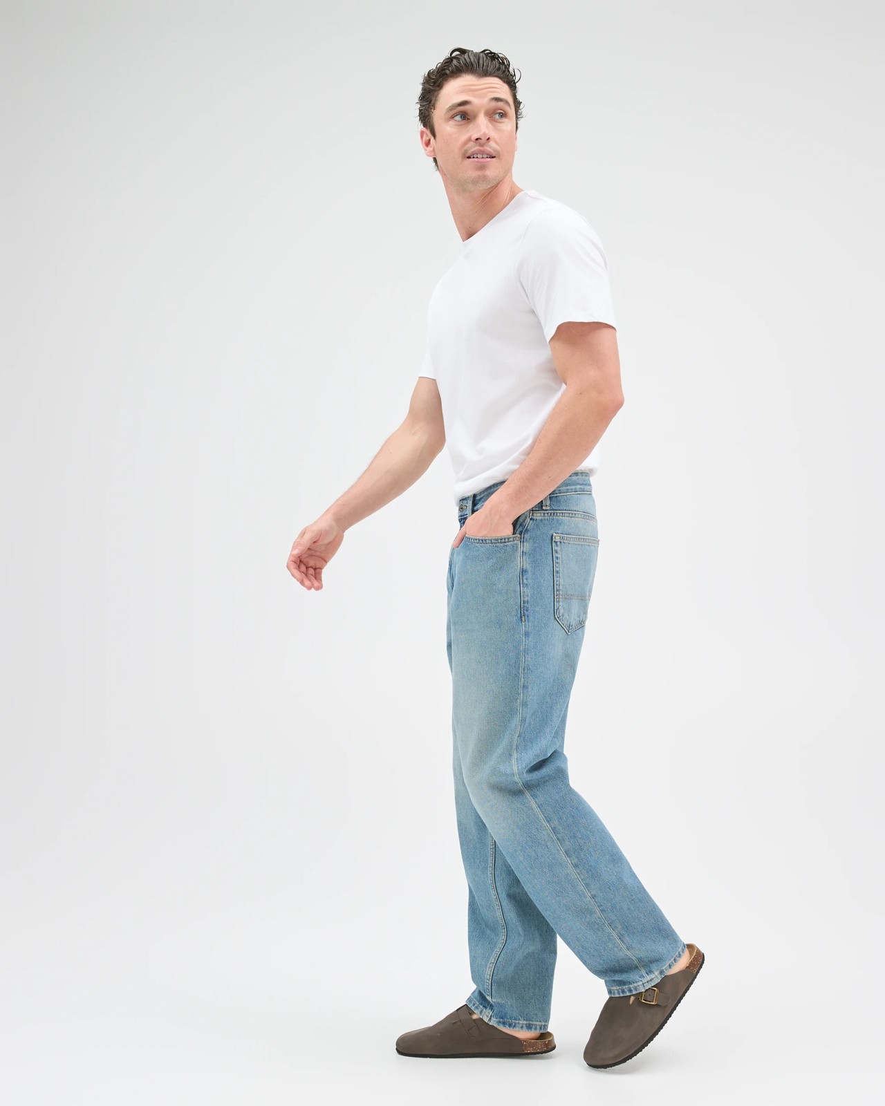 Relaxed Straight Fit Denim Jeans - Vintage Mid Wash 5 of 6
