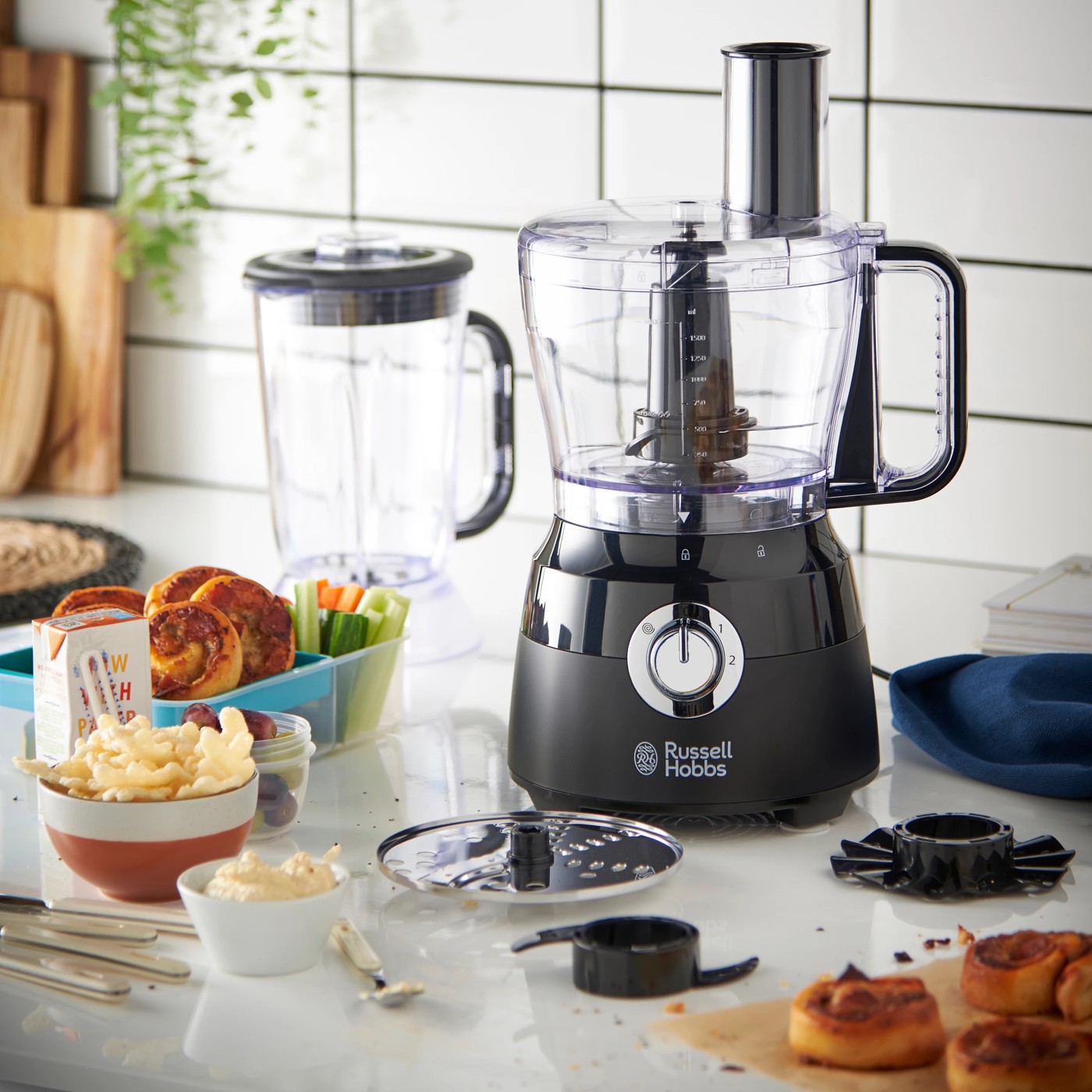 Russell Hobbs Desire Matte Black Food Processor 5 of 6