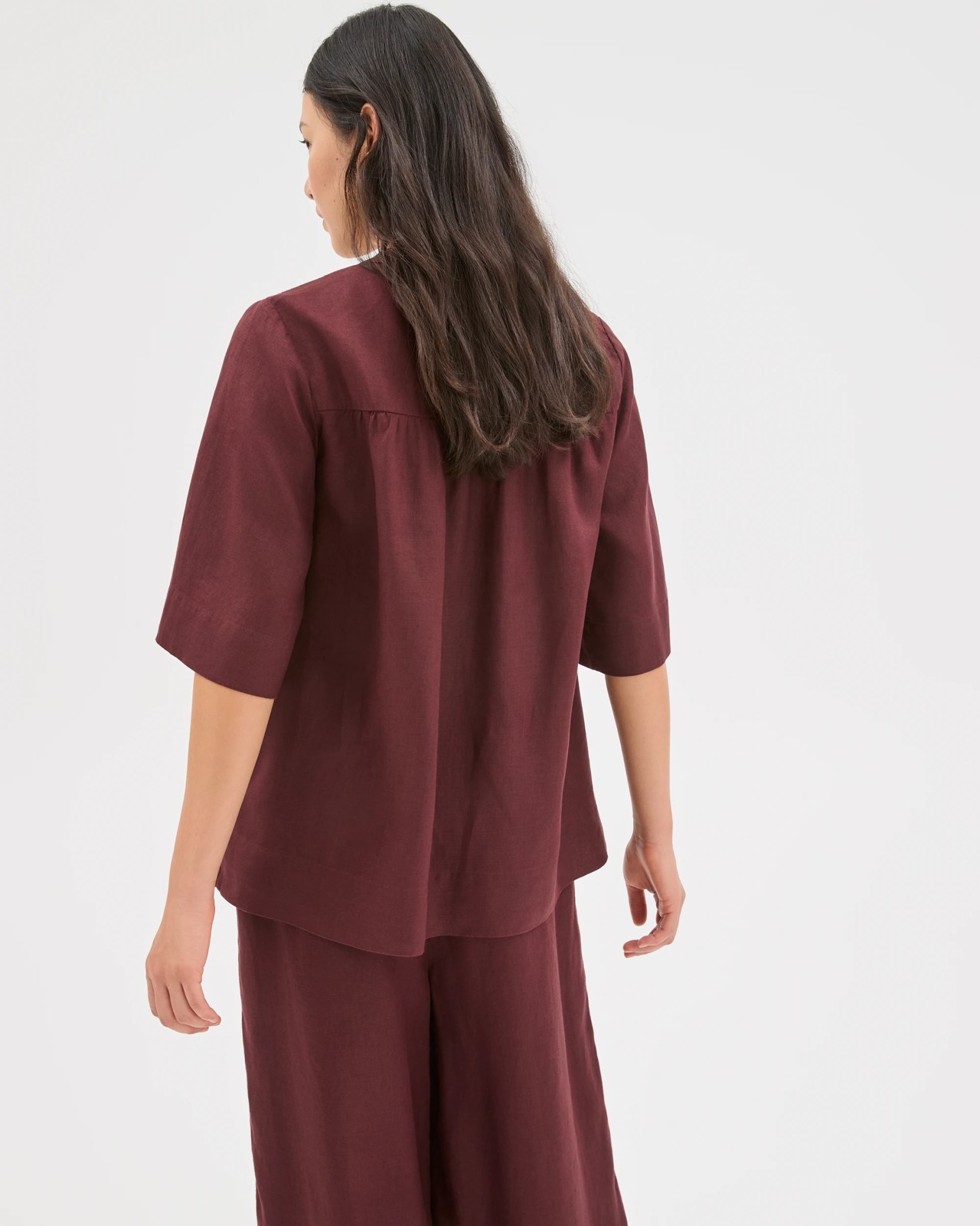 European Linen Short Sleeve V-Front Tunic Top 4 of 6