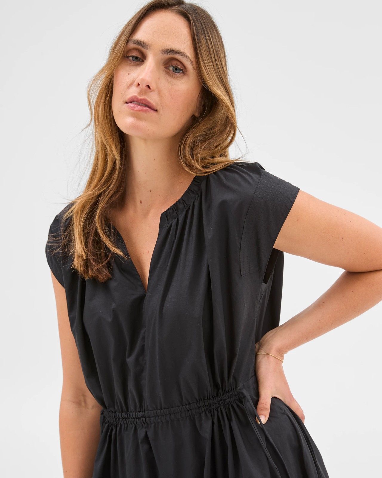 225_71734439_2+225T7173