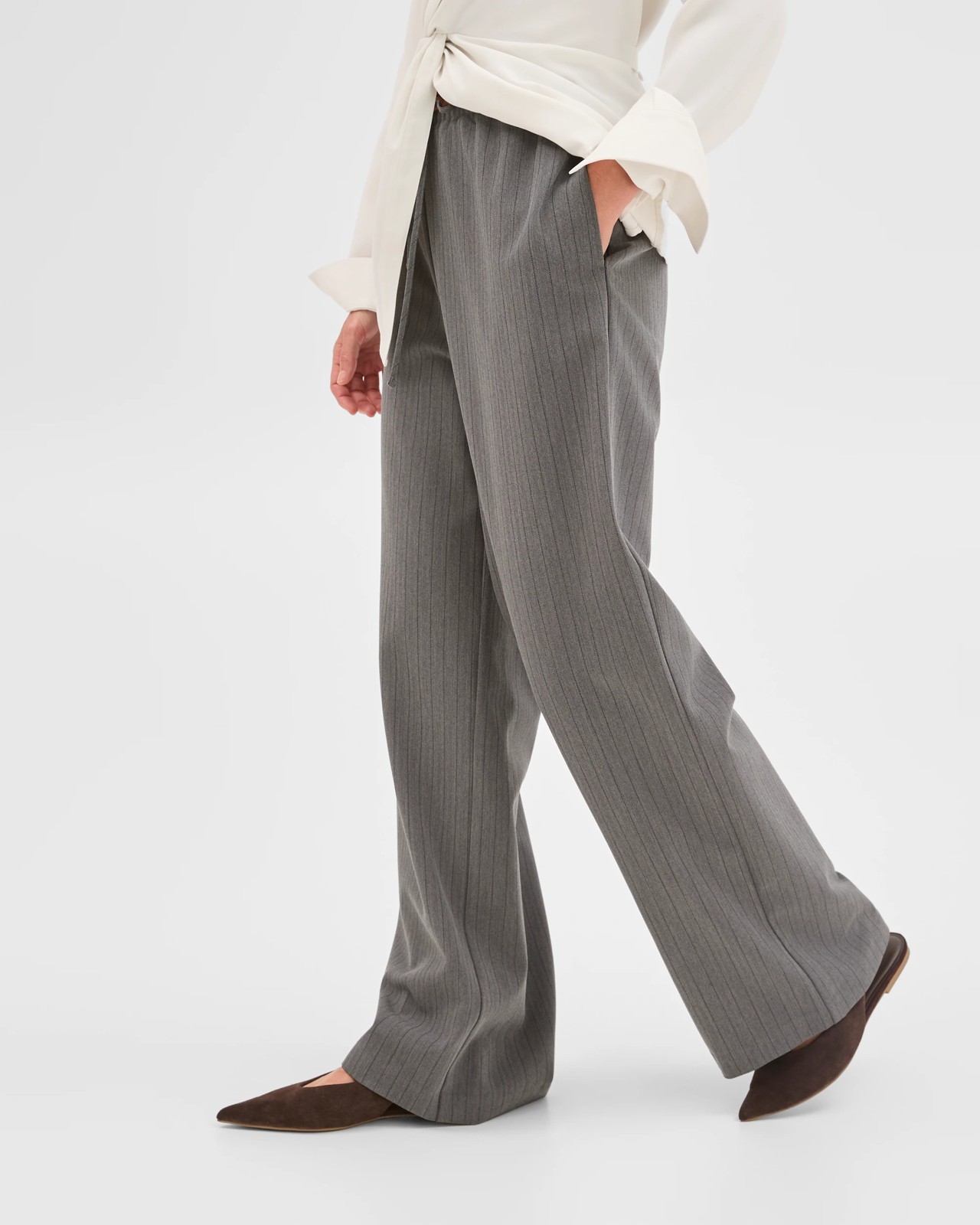 Preview Relaxed Wide Leg Pants 5 of 6