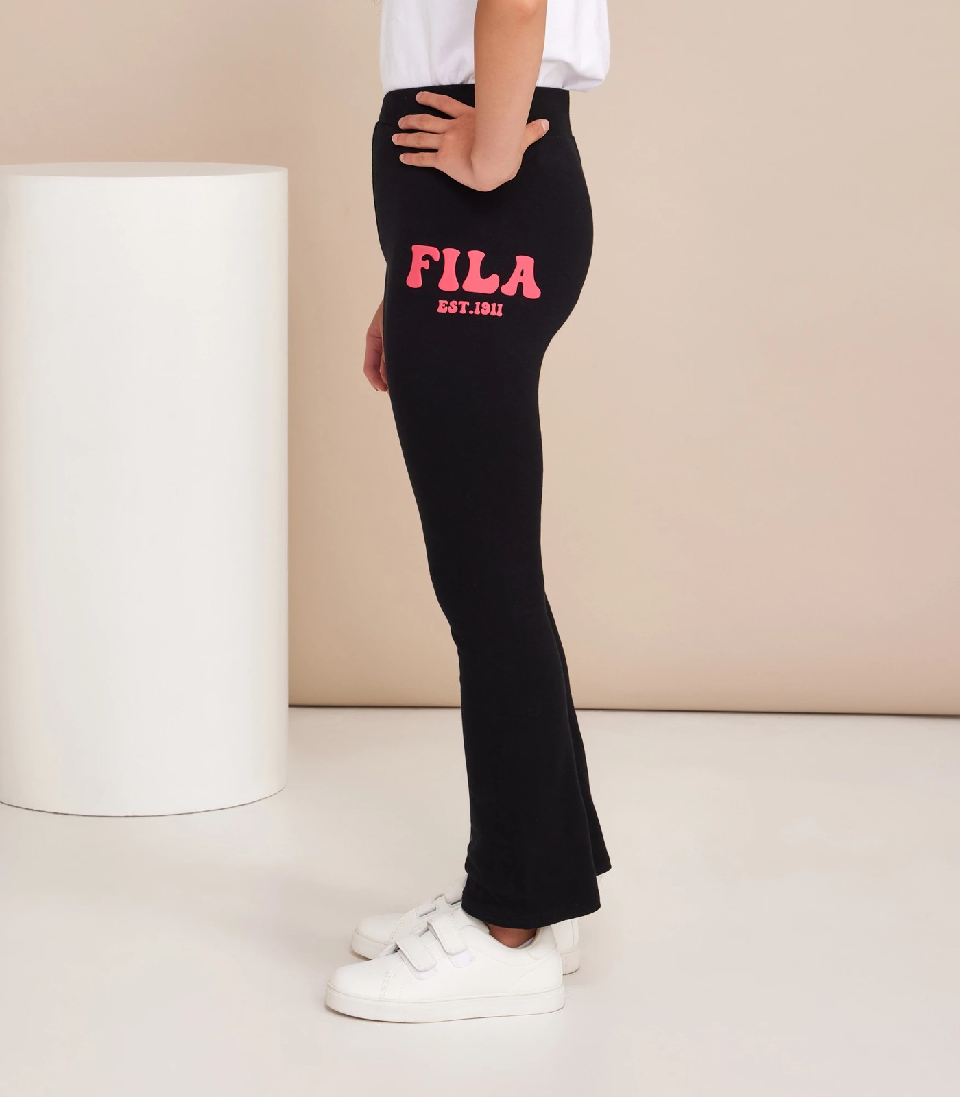 Delilah Flare Pants  Outfits with leggings, Flare pants, Flared pants  outfit