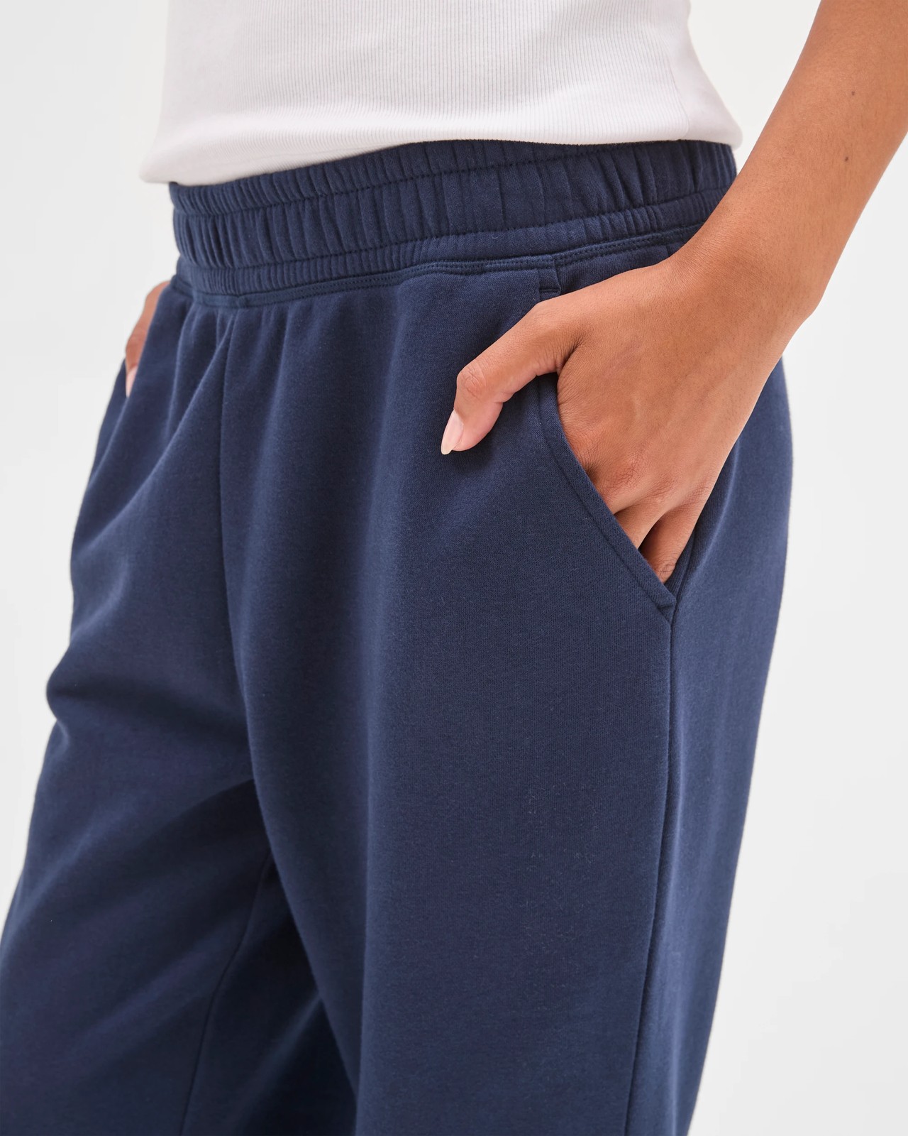 230_72083079_2+230T7208