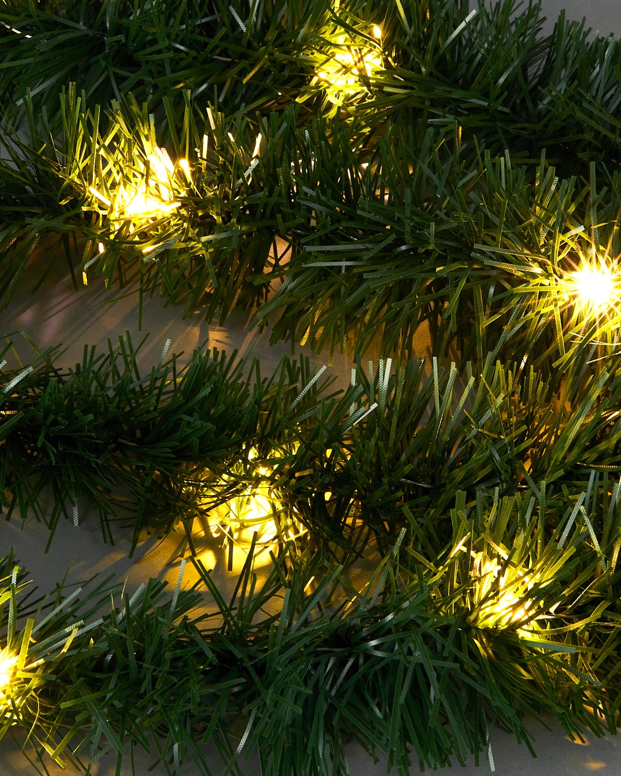 Anko 5m Light Up Green Christmas Tinsel 2 of 5
