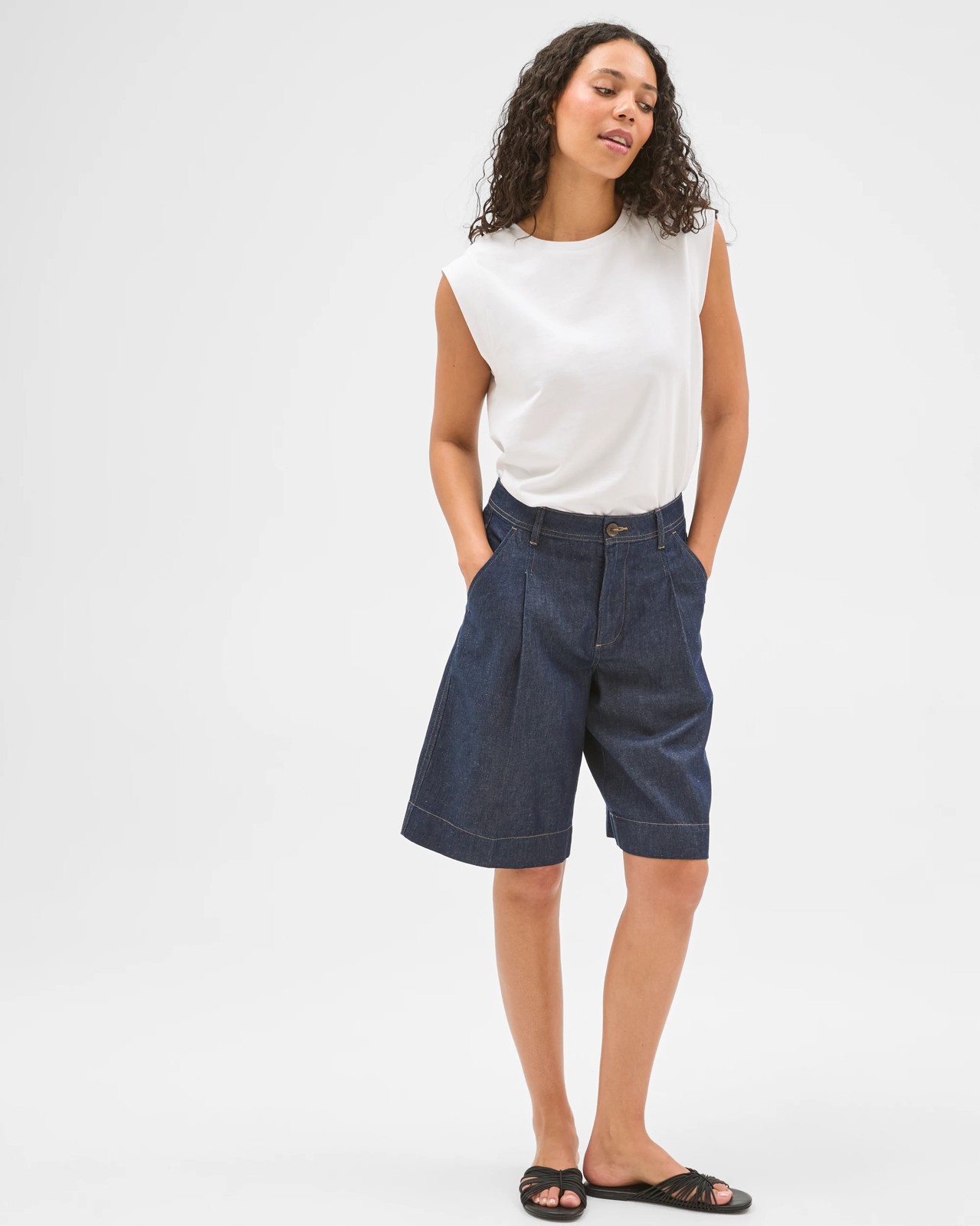 Linen Denim Bermuda Shorts 4 of 5