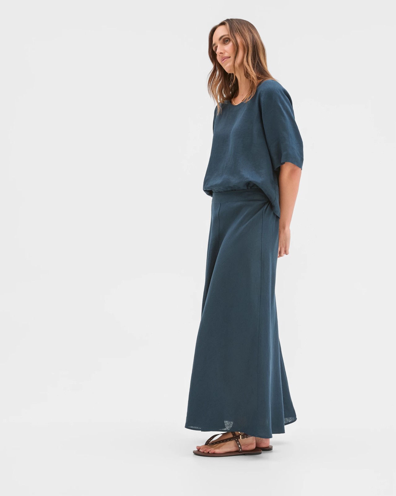 225_72121382_6+225T7212