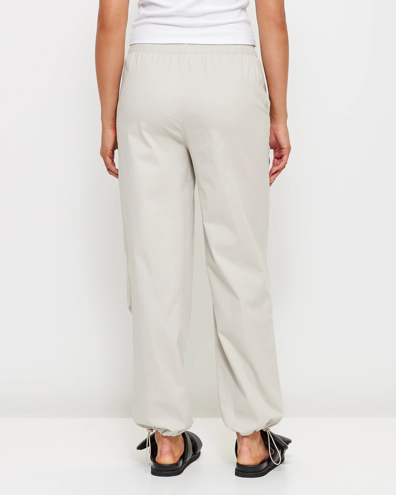 250_67822317_4+25B884