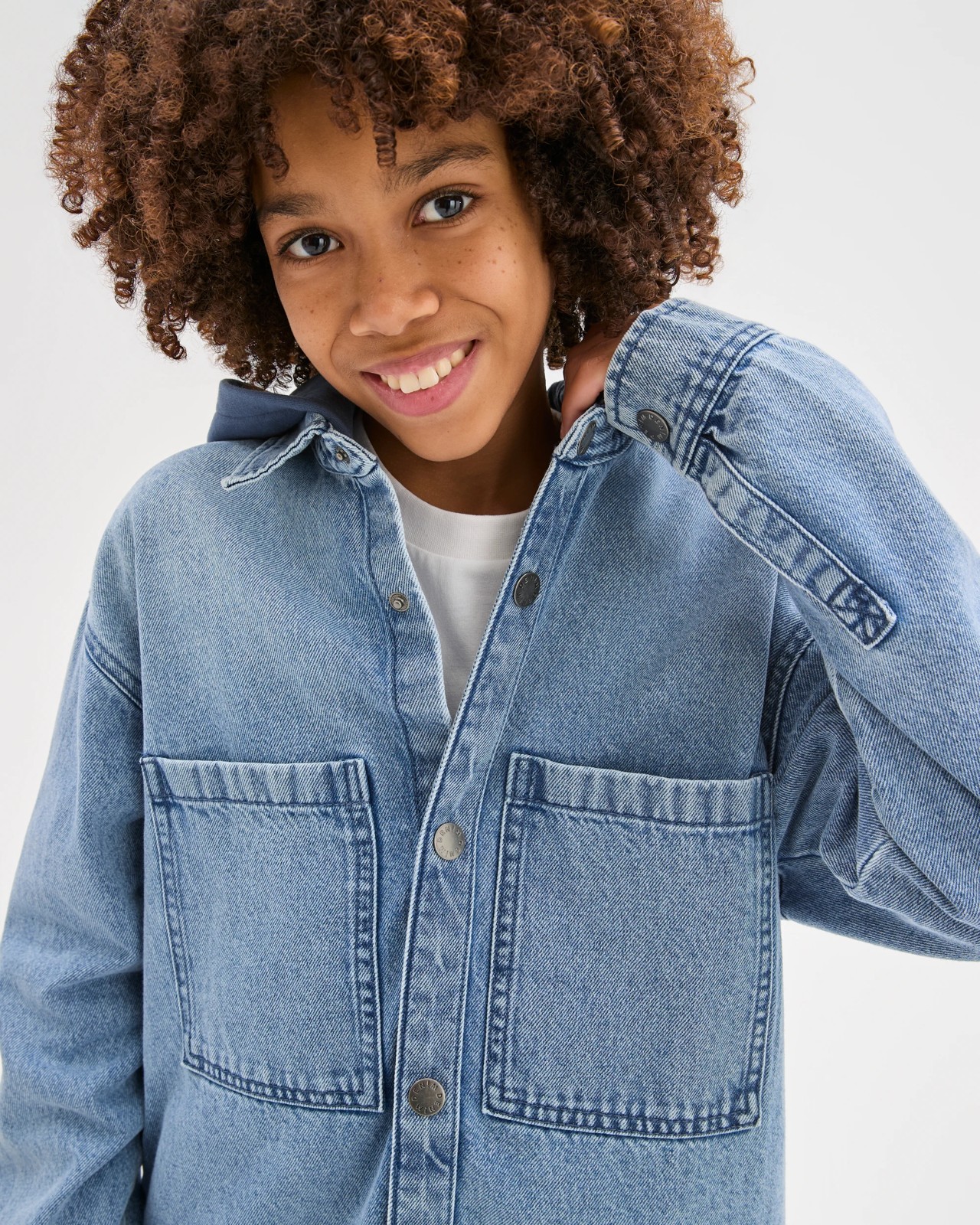 Long Sleeve Hooded Denim Shirt - Mid Blue Wash 4 of 6