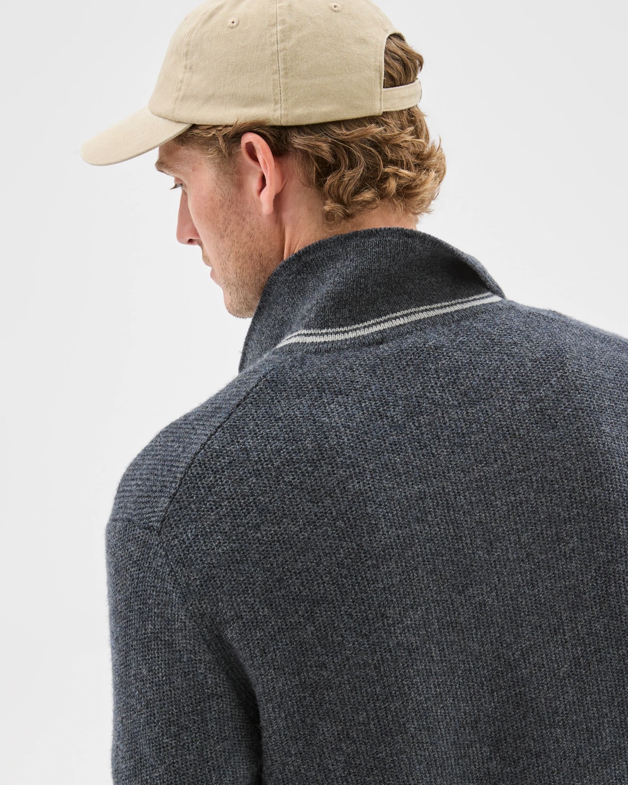 415_72337158_6+415T7233