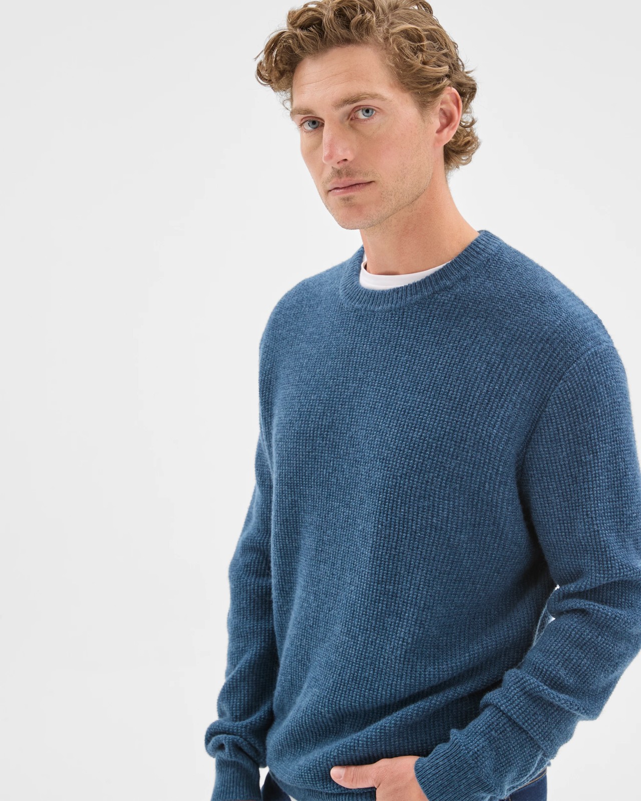Lambswool Long Sleeve Crew Neck Knit Jumper - Bright Blue 4 of 5