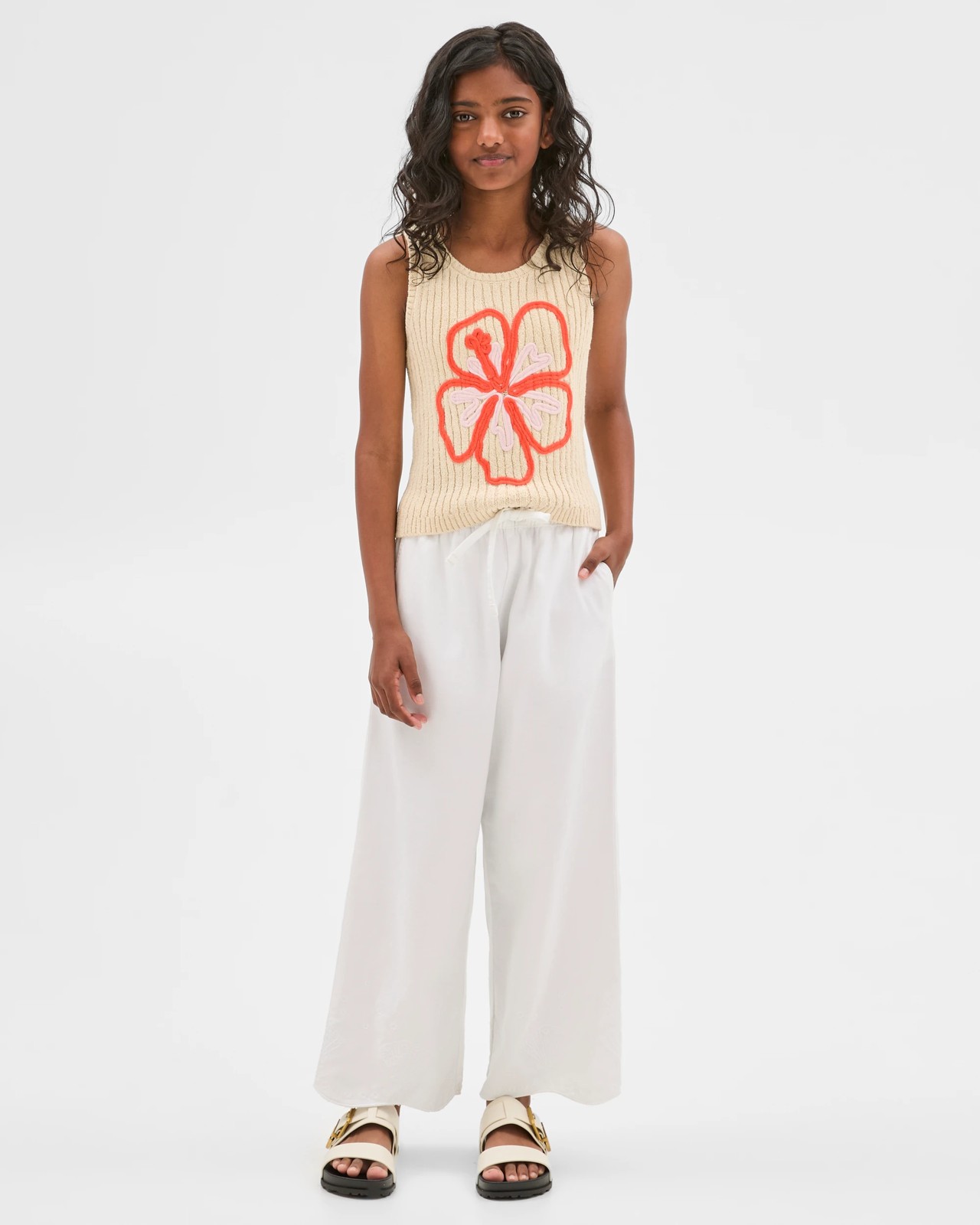 320_71698397_4+320T7169