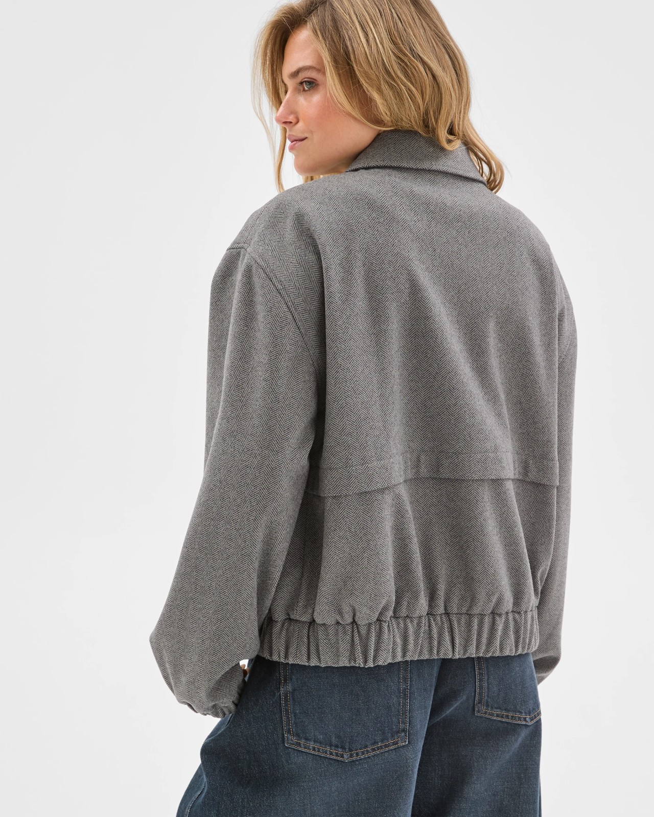 250_72421079_7+250T7242