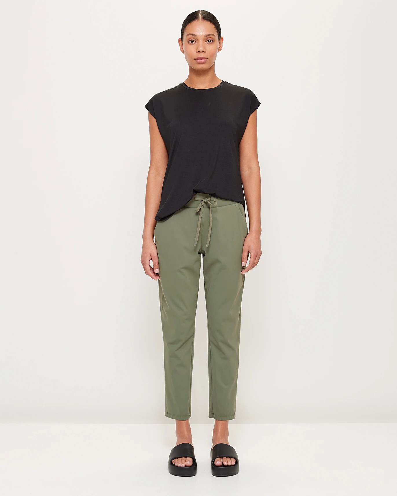 Active 7/8 Length Relaxed Travel Pants - Olive Green