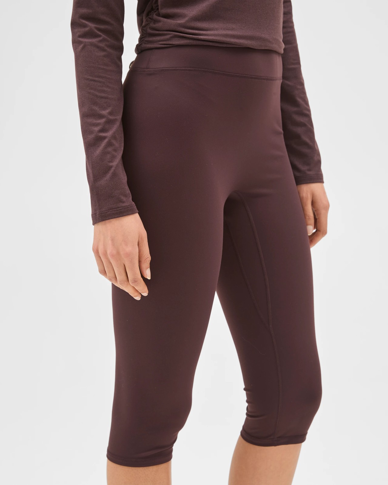 Active Studio Soft Crop Length Yoga Tights - Raisin 5 of 6
