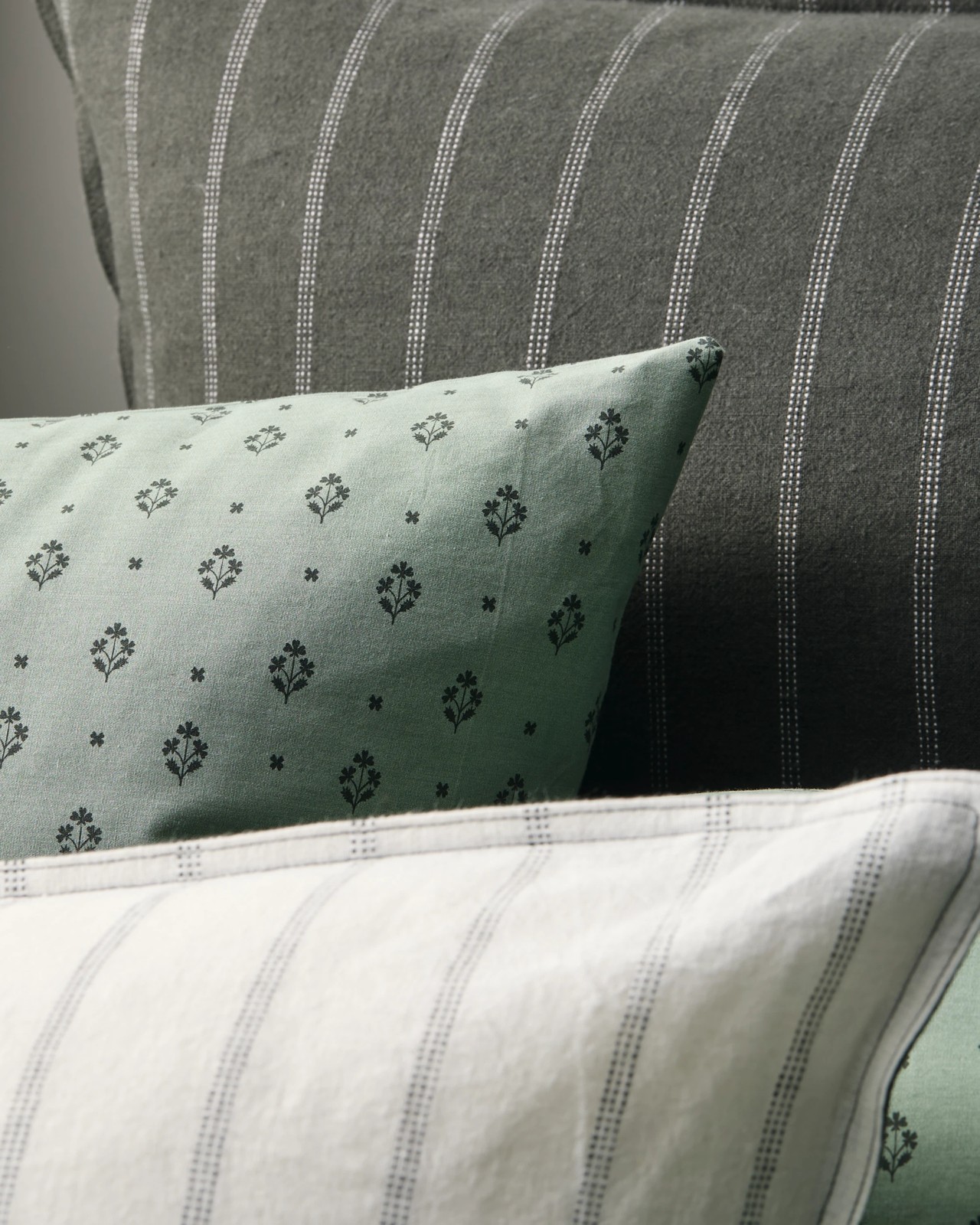 500_72273616_9+500T7227