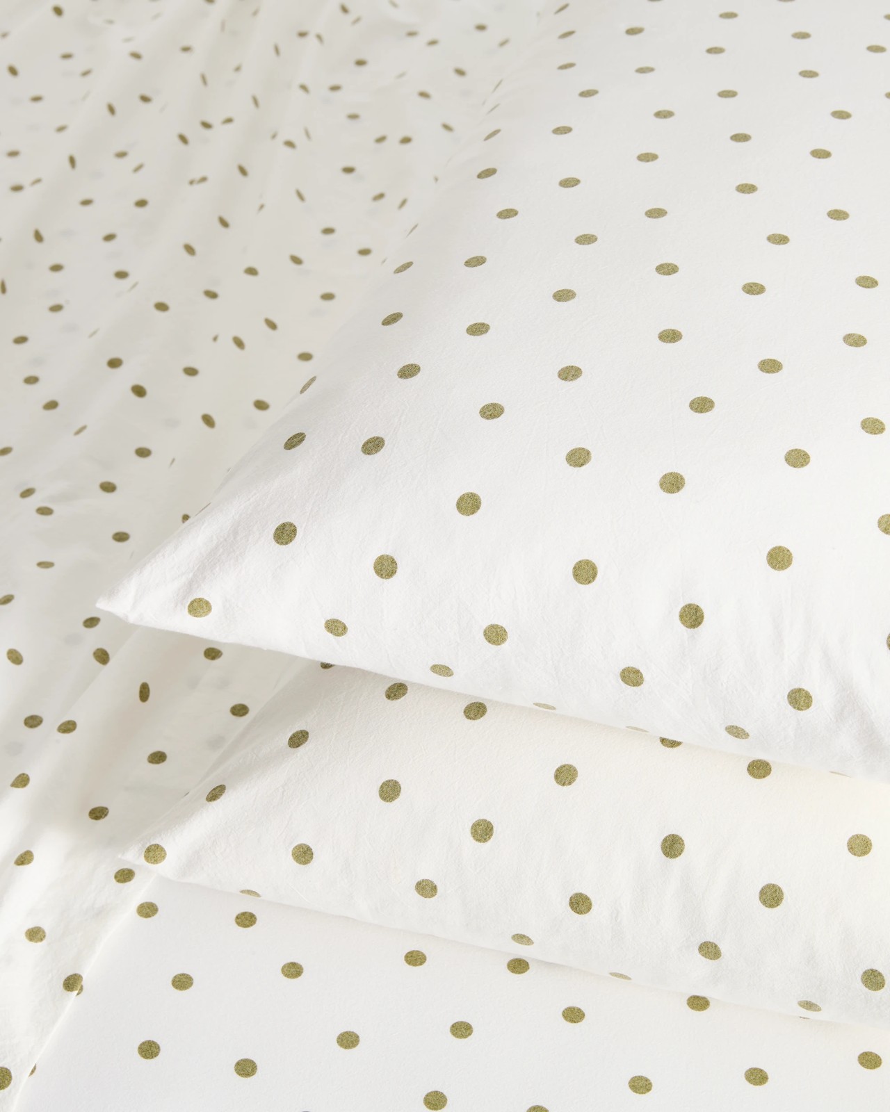 Arlo Polka Dot Stonewash Cotton Fitted Sheet - Avocado 2 of 3