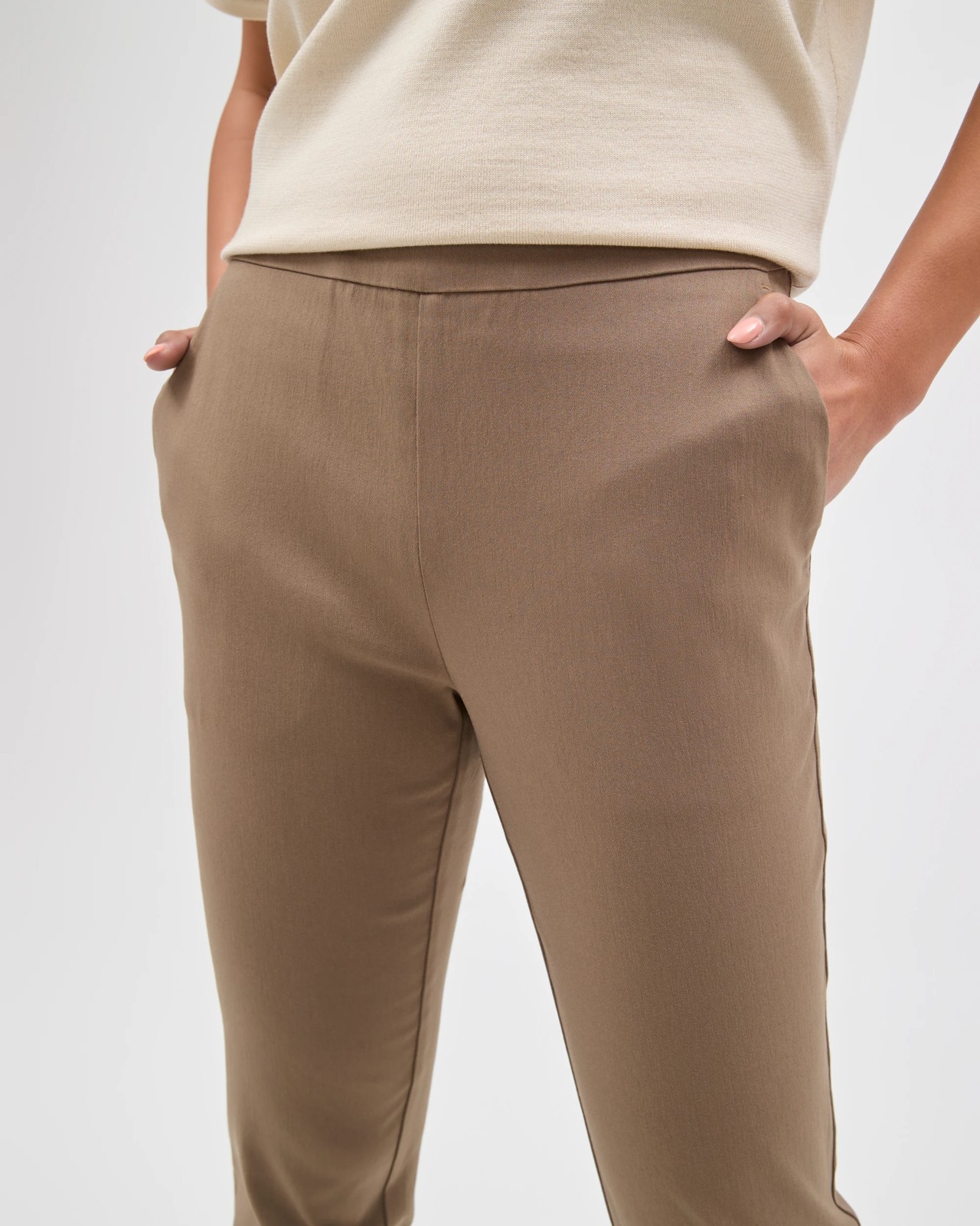 Preview Carrie Bengaline Ankle Length Pants - Smoked Taupe 5 of 6