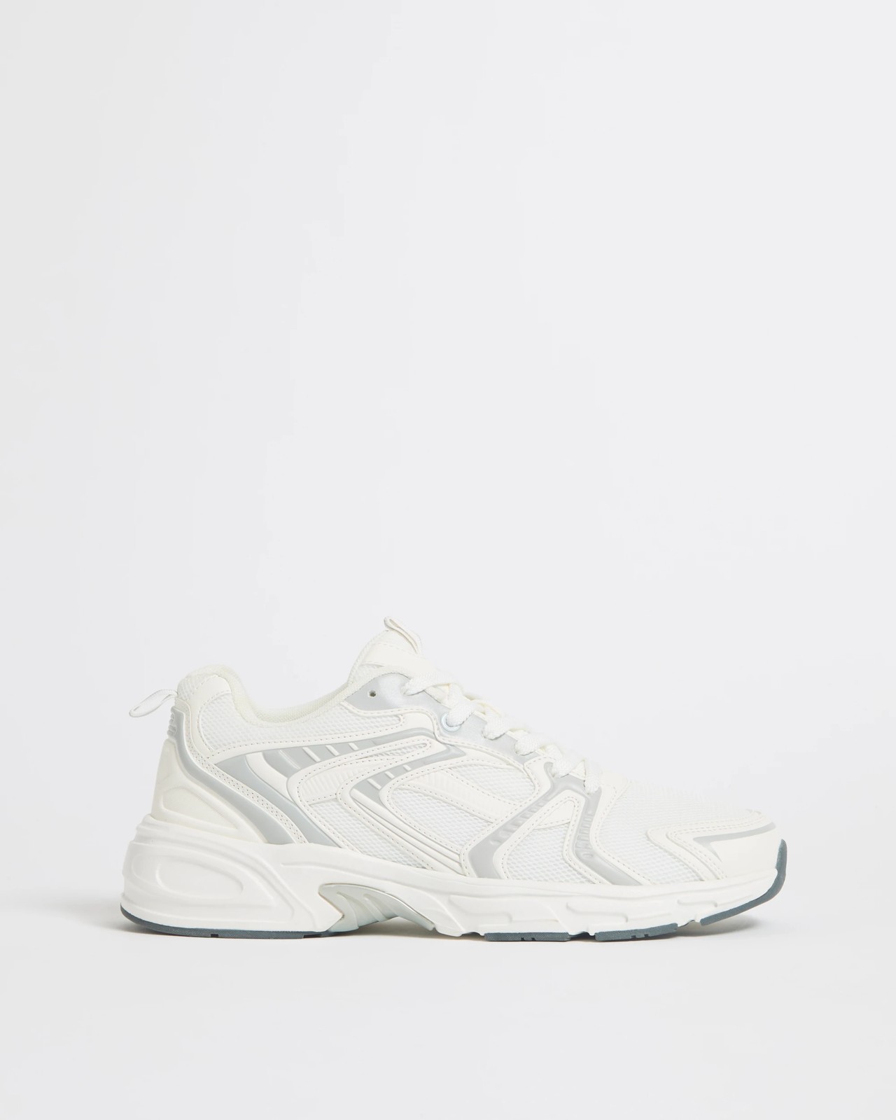 Mesh Runners - White 3 of 3