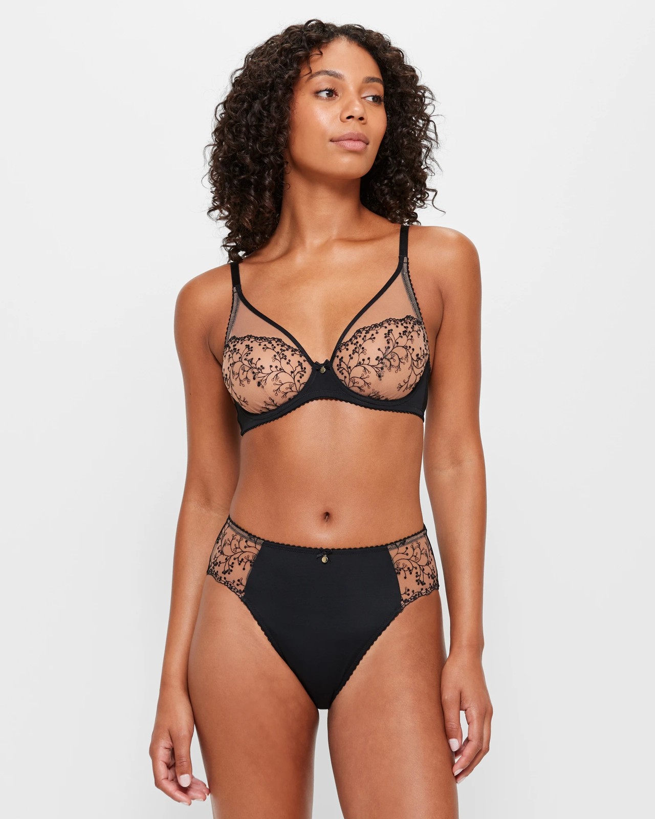 Eden Soft Cup Plunge Bra - Choco – LINGER Boutique, LLC