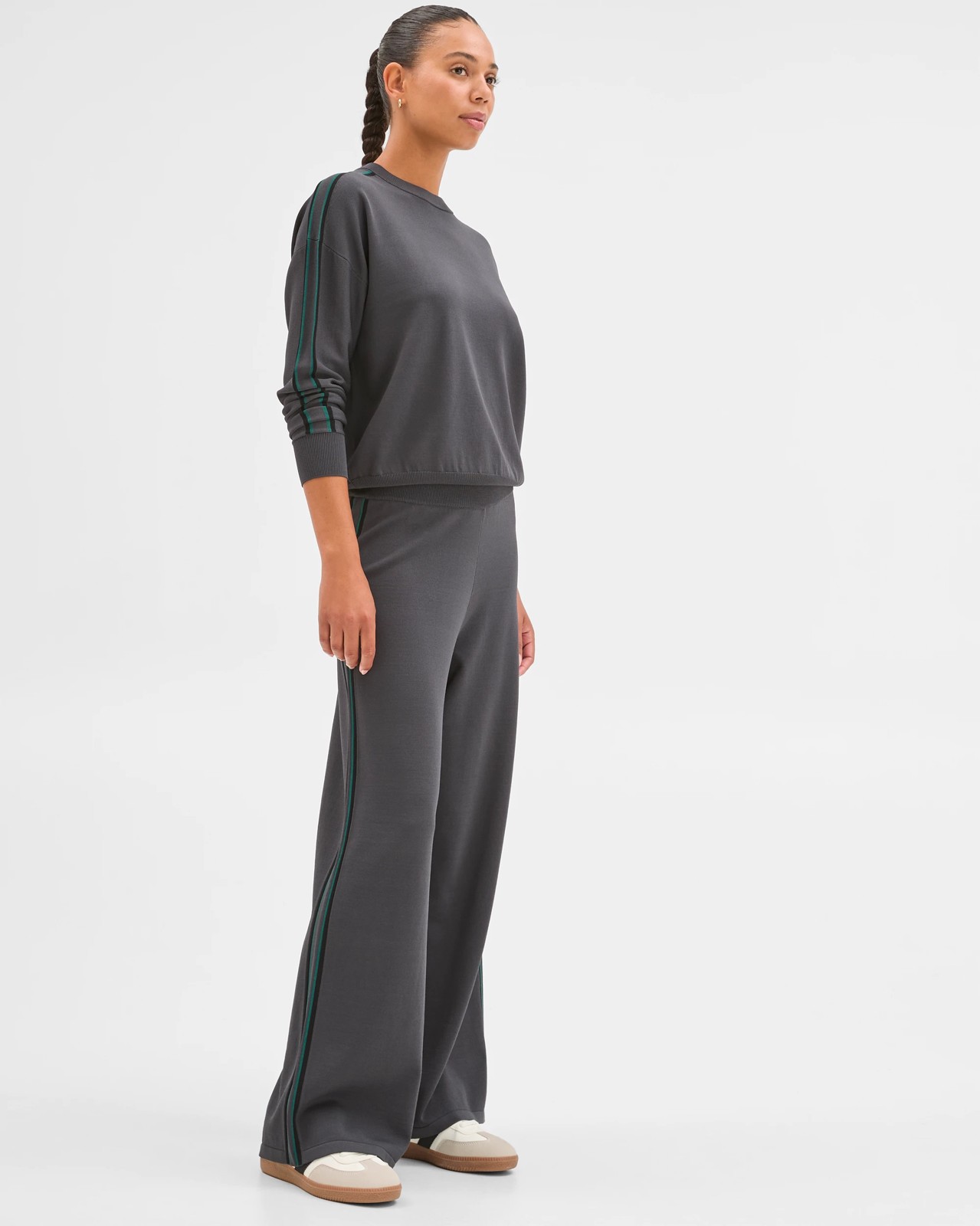 230_72096888_3+230T7209