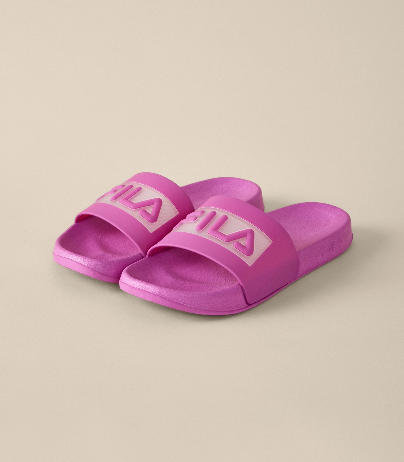 Pink fila clearance slides