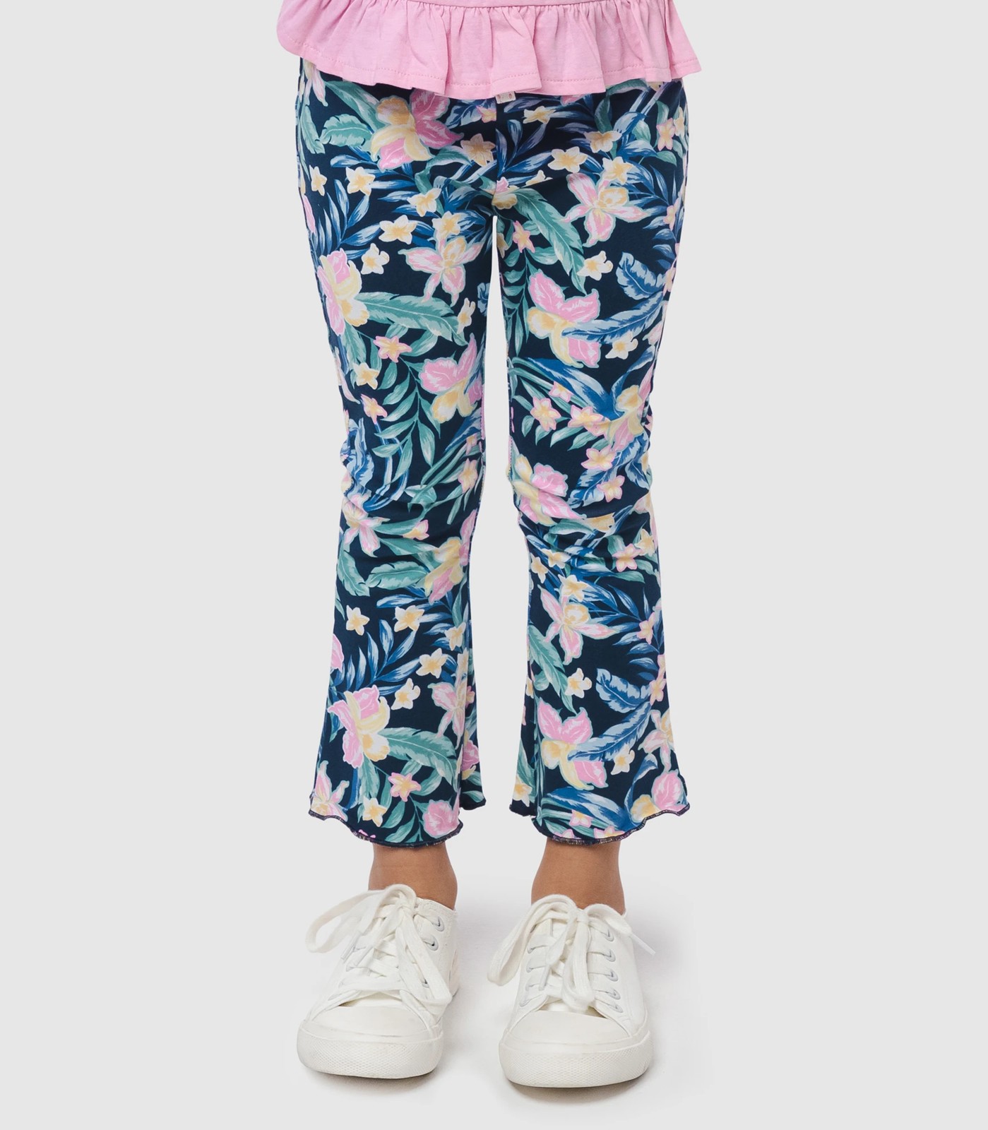 Floral Flare Leggings – Target Australia  Flare leggings, Floral leggings,  Floral flare