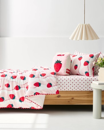 Strawberry Textured Australian Cotton Kids Quilt Cover Set