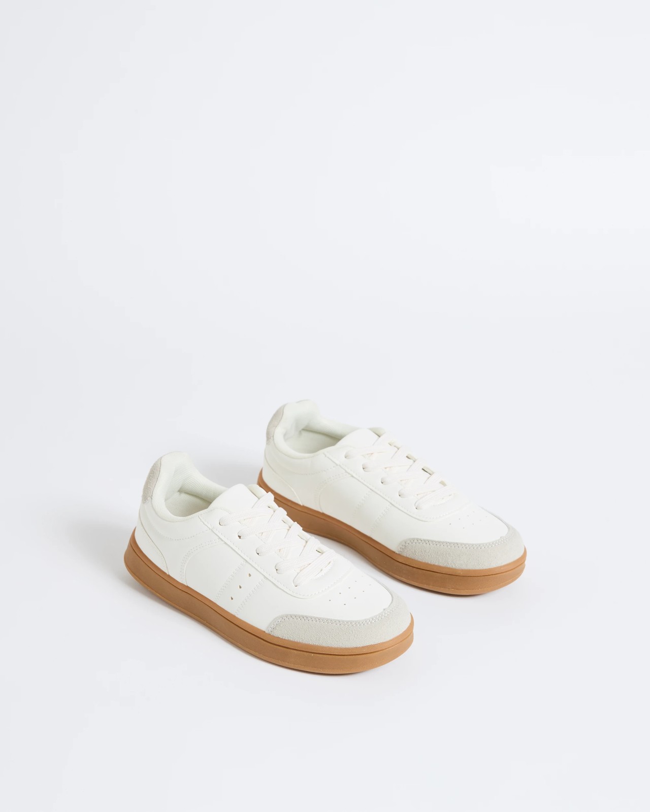 Court Sneakers 2 of 3
