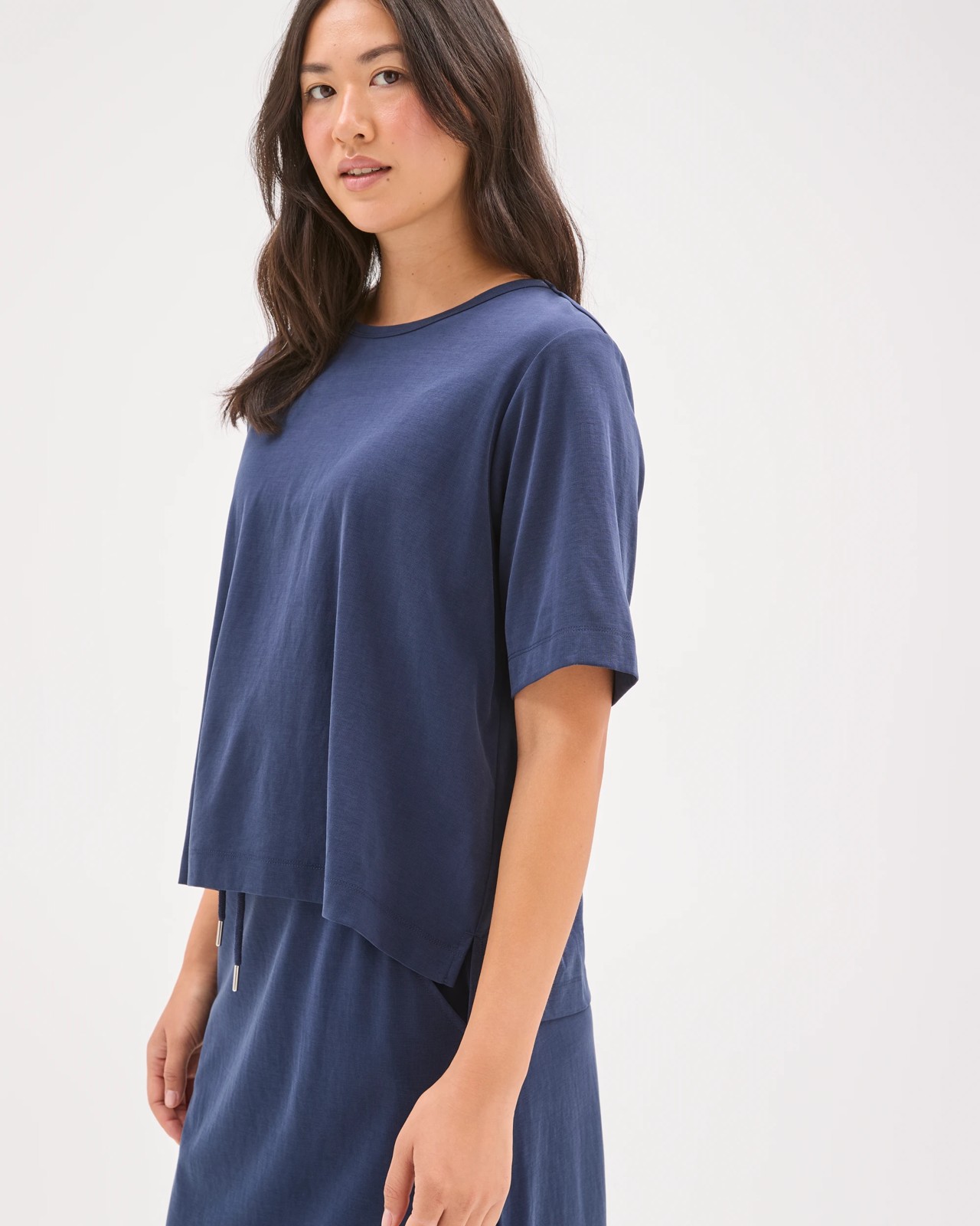 Relaxed Drape T-Shirt - Navy 4 of 5